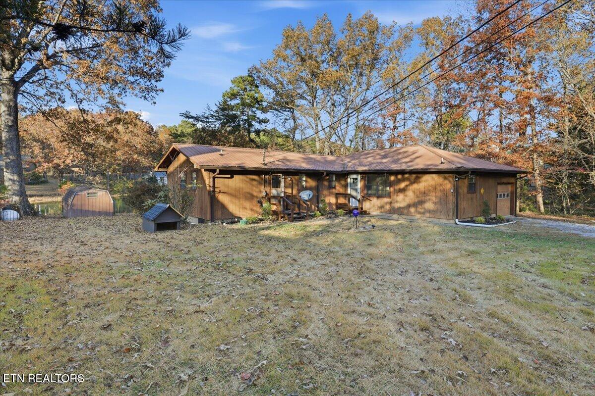 425 Laurel Lake Circle Madisonville TN 37354