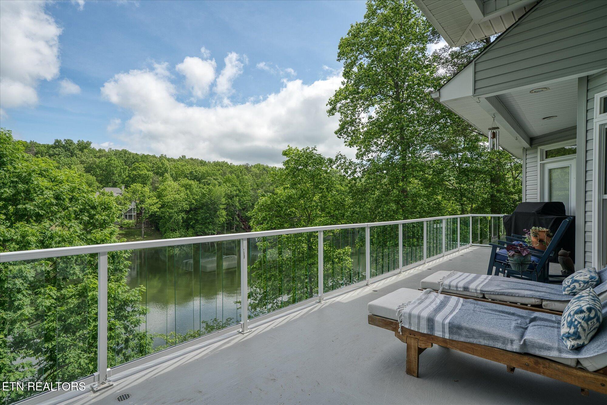 145 Pineridge Loop Crossville TN 38558