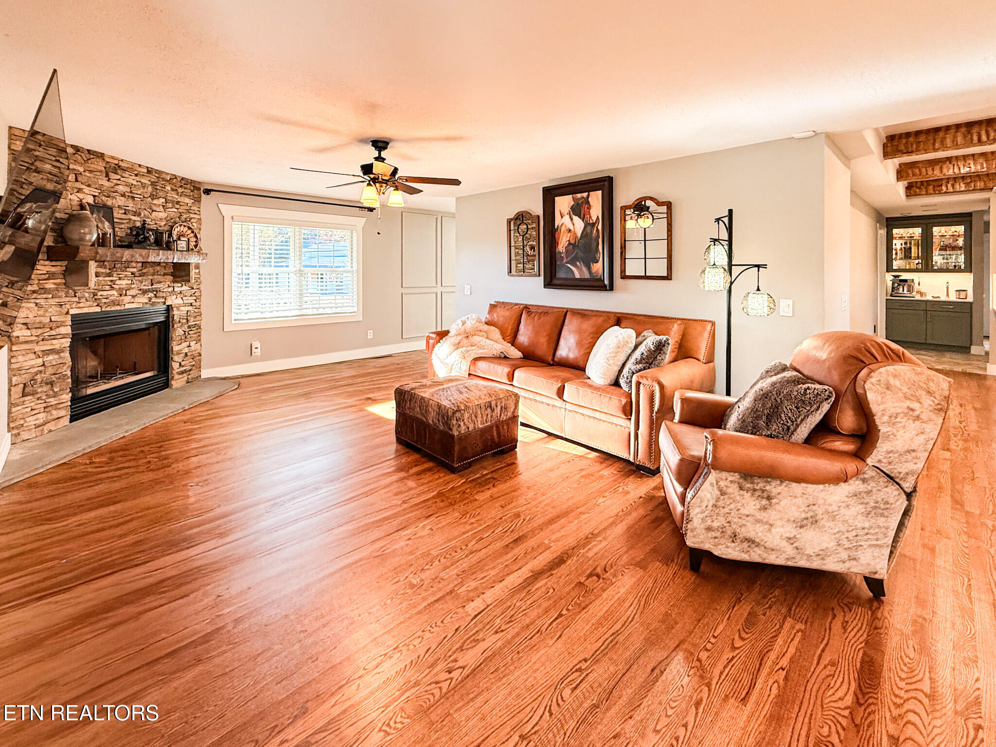 1834 Turkey Pen Lane Lenoir City TN 37772