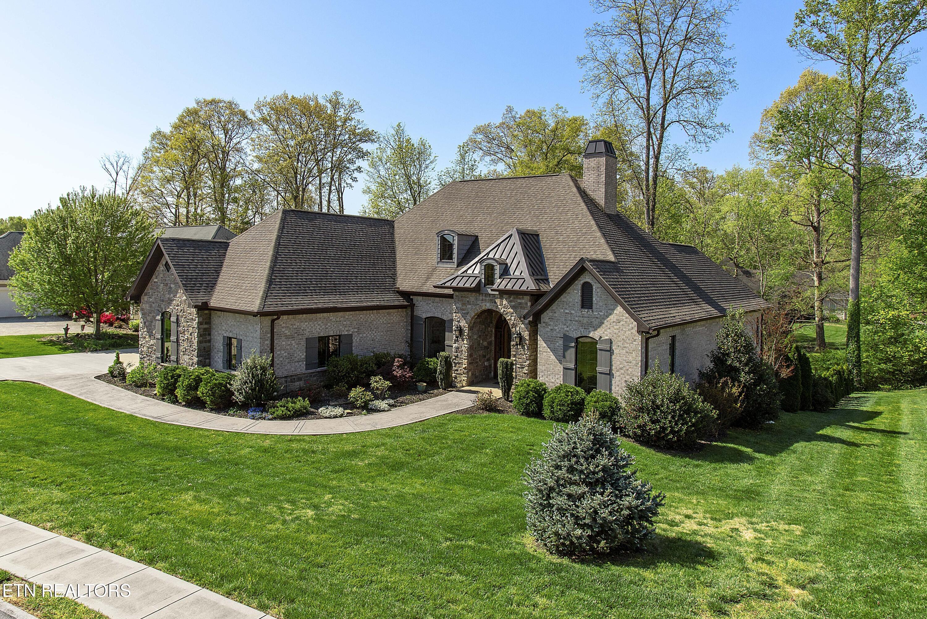 301 Oak Chase Boulevard Lenoir City TN 37772