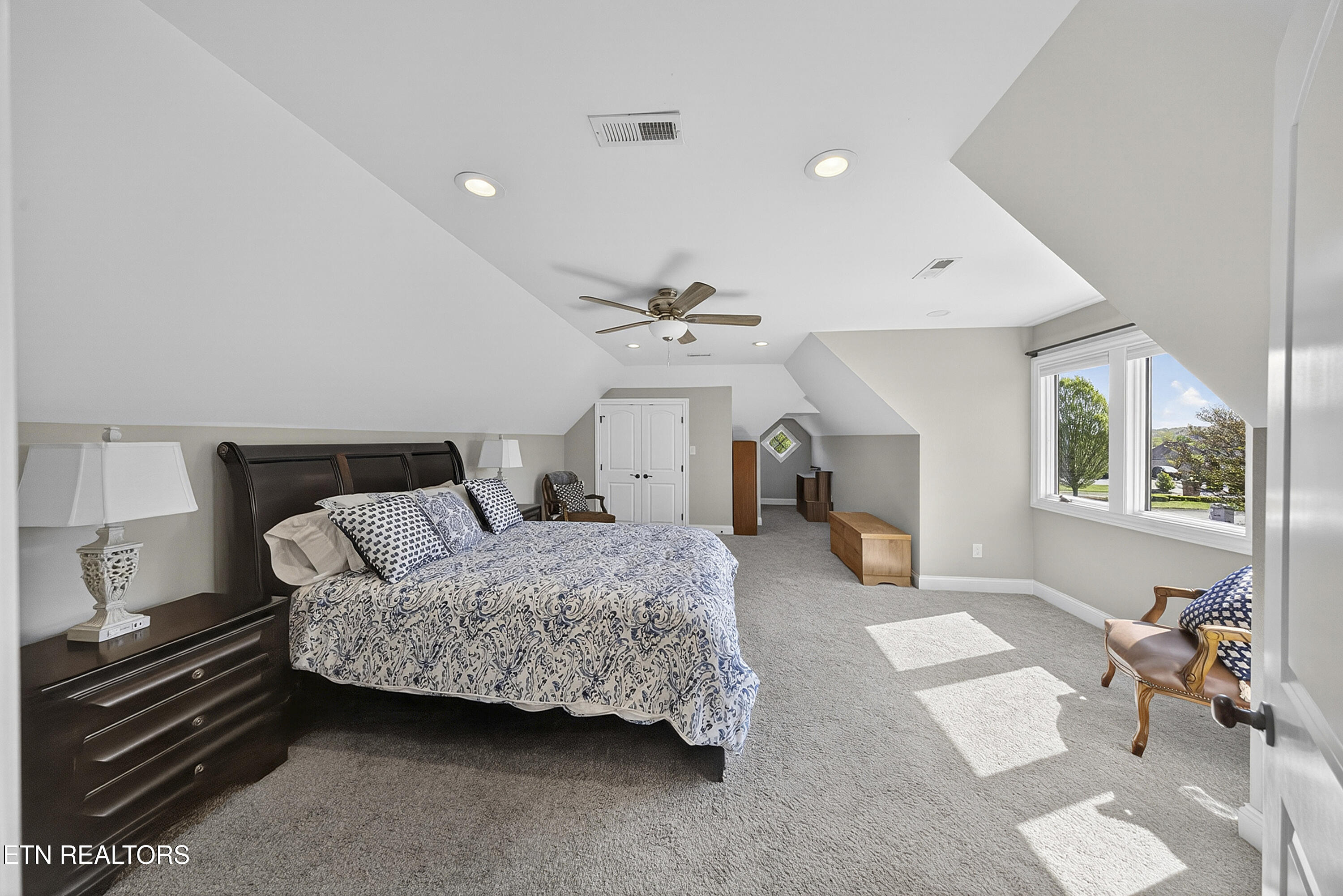301 Oak Chase Boulevard Lenoir City TN 37772
