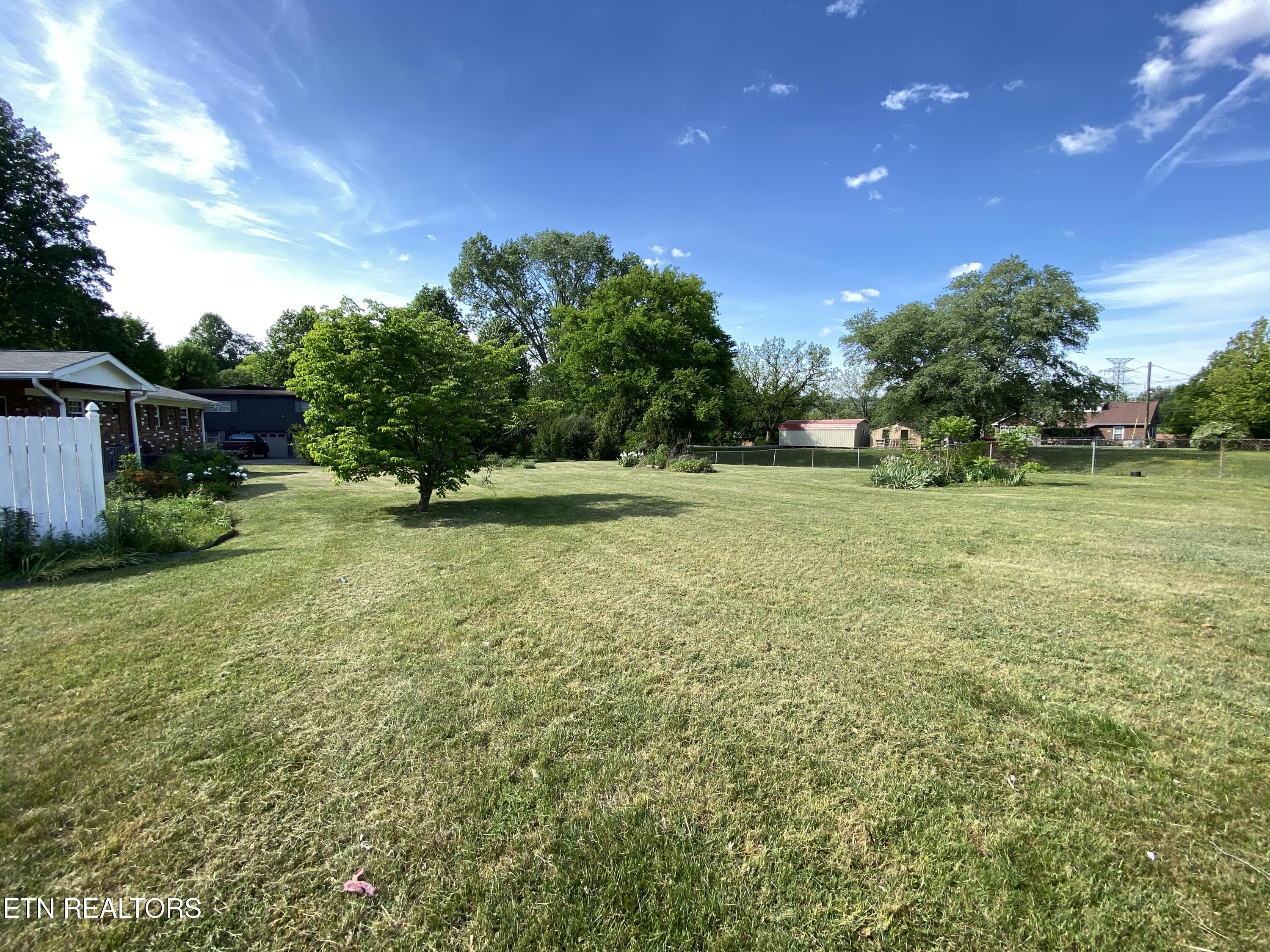 415 Barberry Drive Knoxville TN 37912