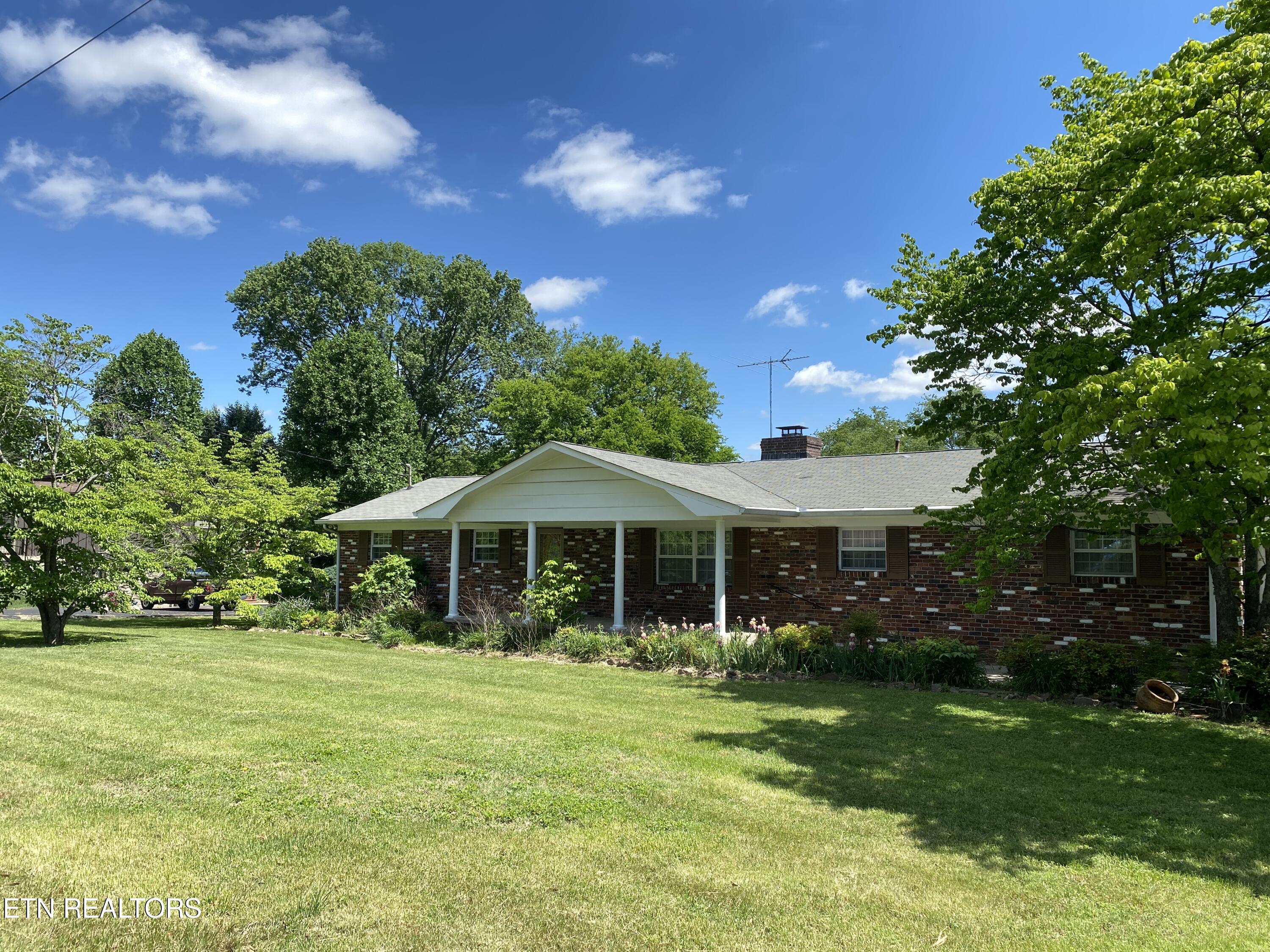 415 Barberry Drive Knoxville TN 37912
