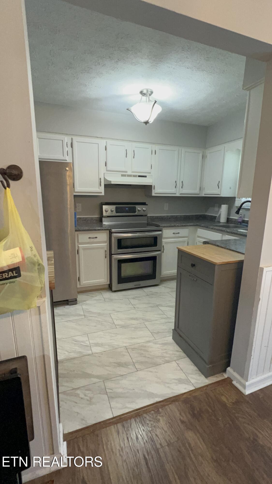 185 River Road Harrogate TN 37752