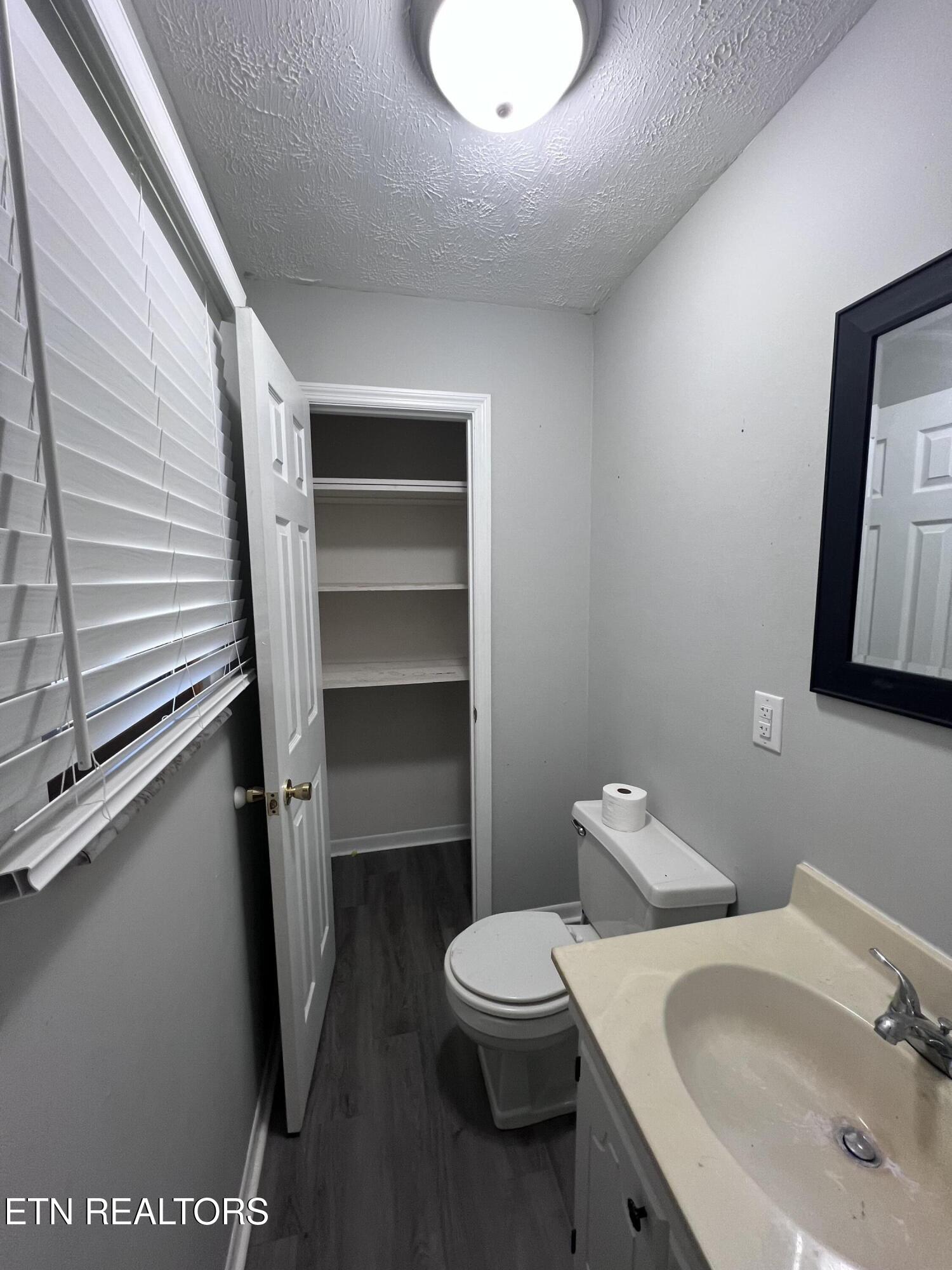 185 River Road Harrogate TN 37752