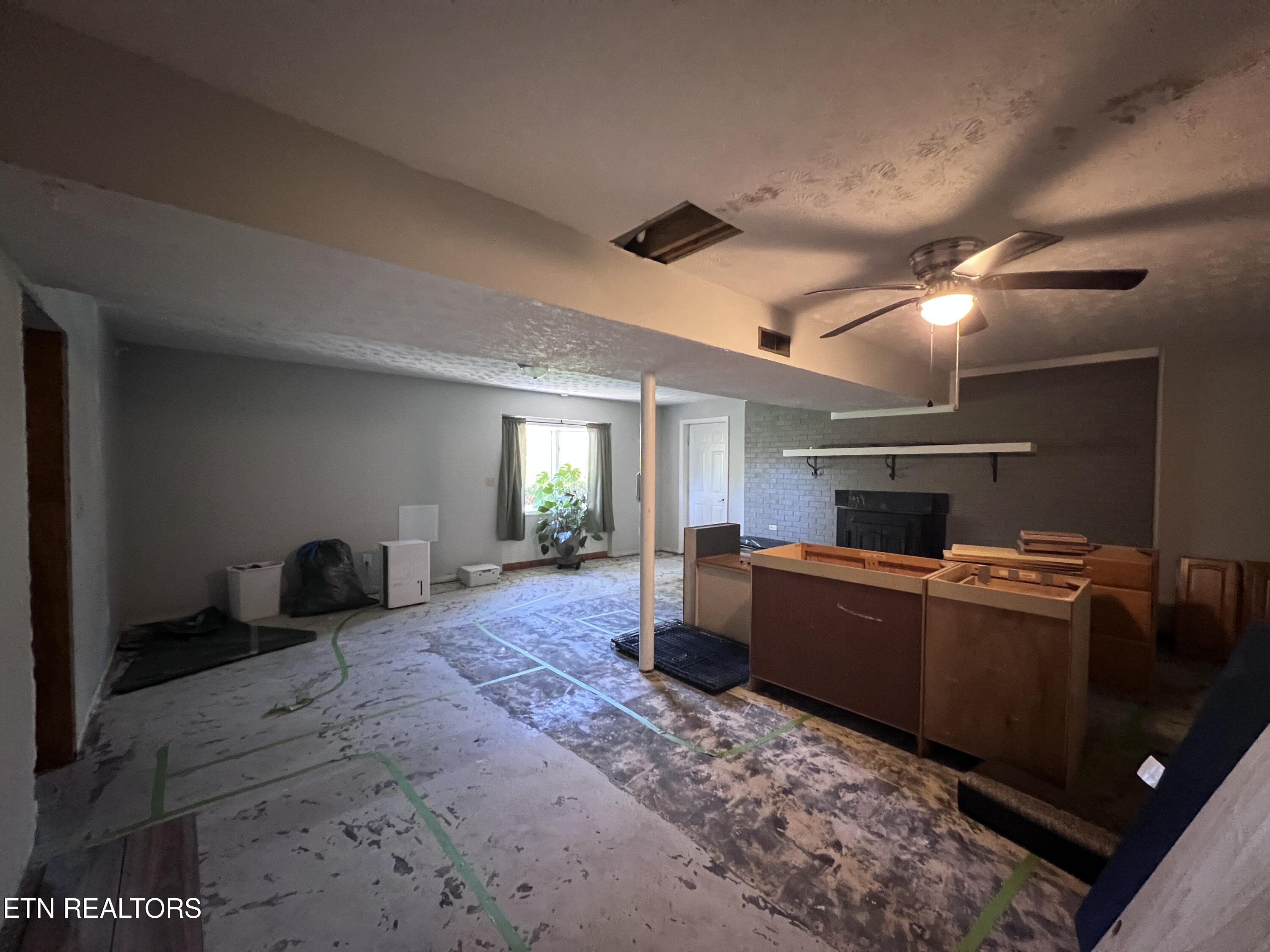 185 River Road Harrogate TN 37752