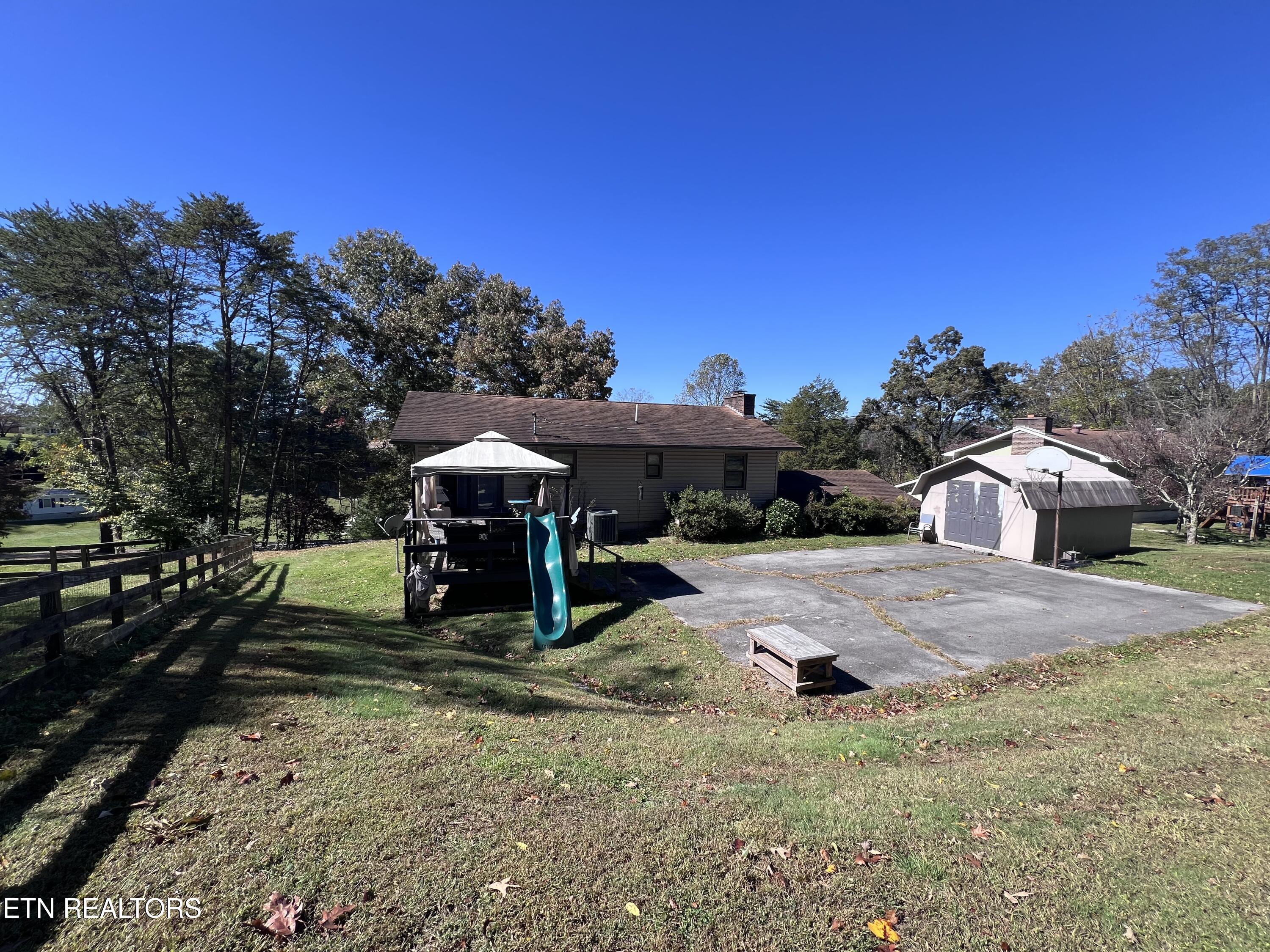 185 River Road Harrogate TN 37752