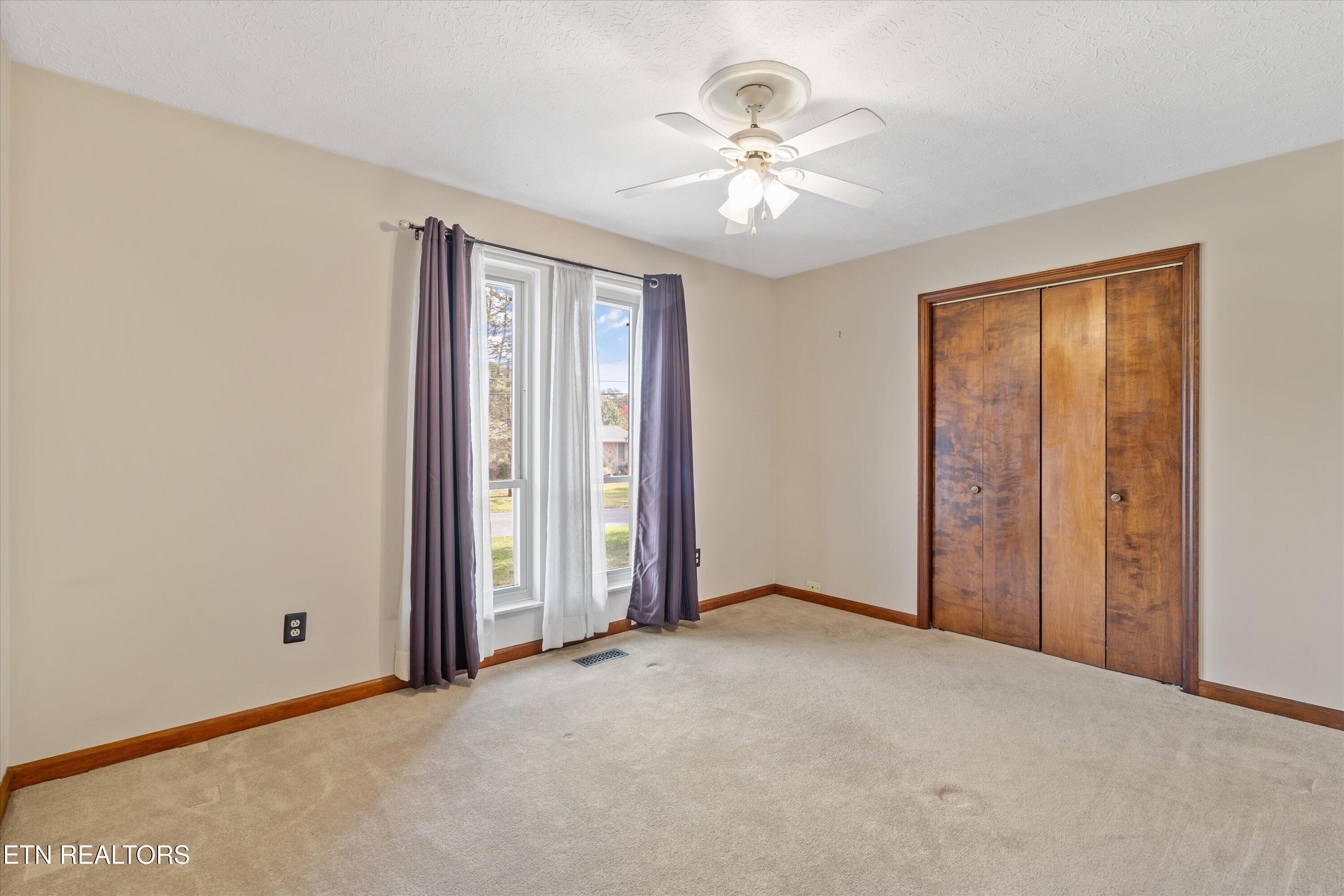 7205 Arlie Drive Knoxville TN 37918