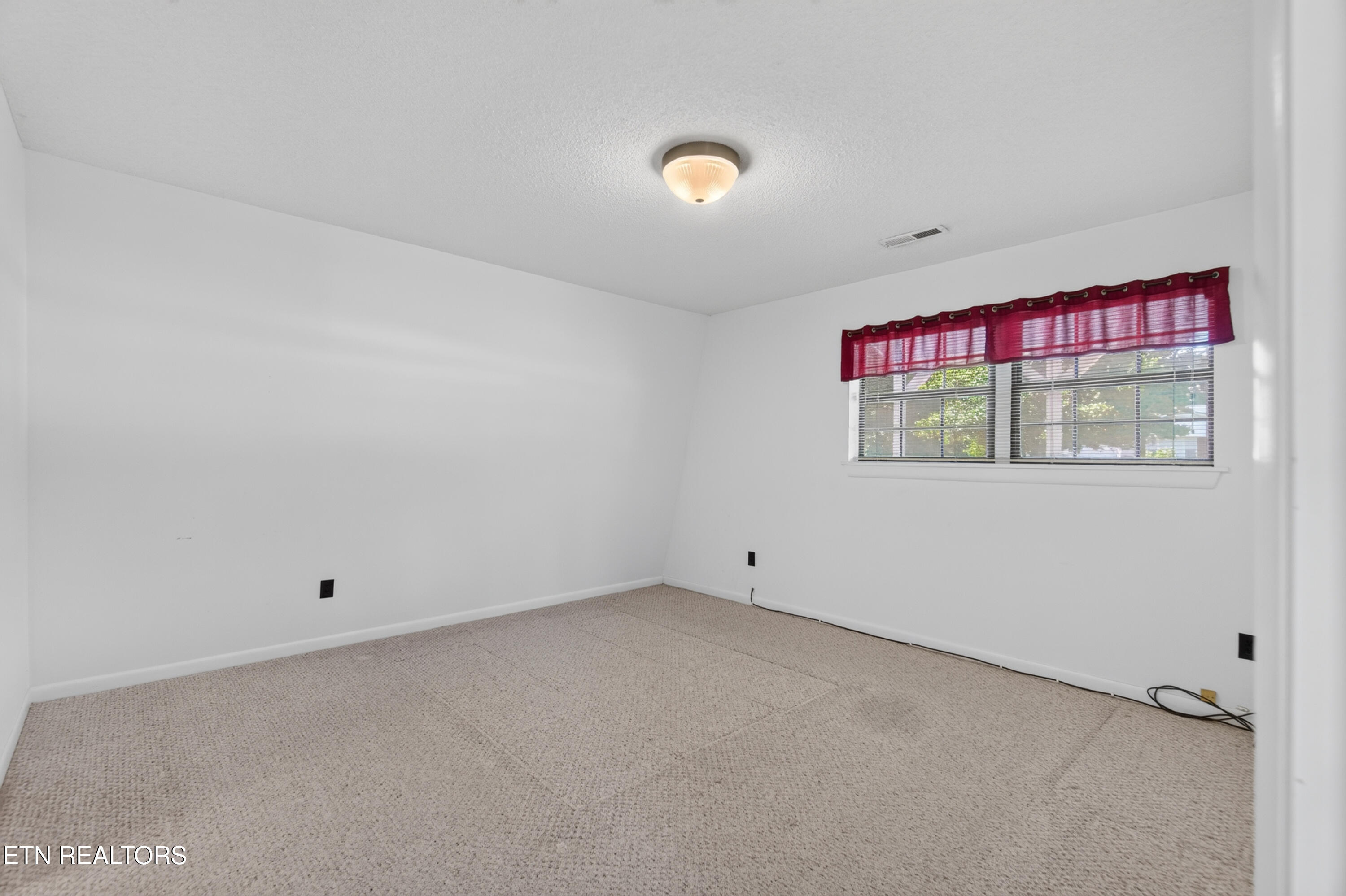 5005 Cheyenne Drive Crossville TN 38572