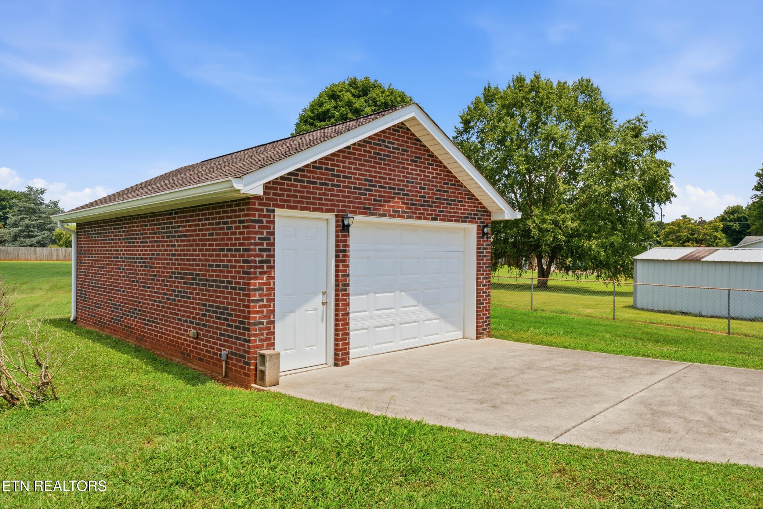 127 Overlook Drive Loudon TN 37774