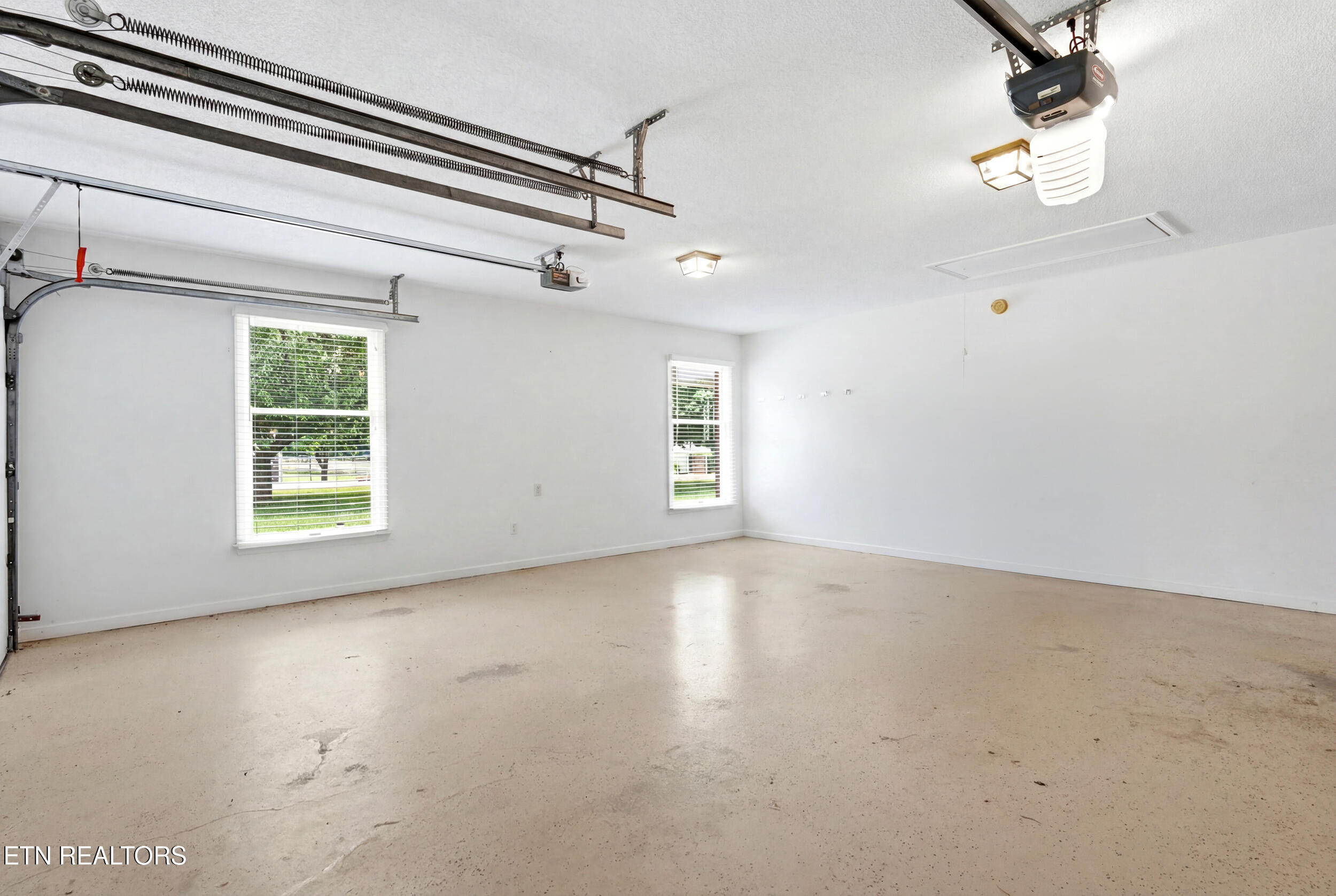 127 Overlook Drive Loudon TN 37774