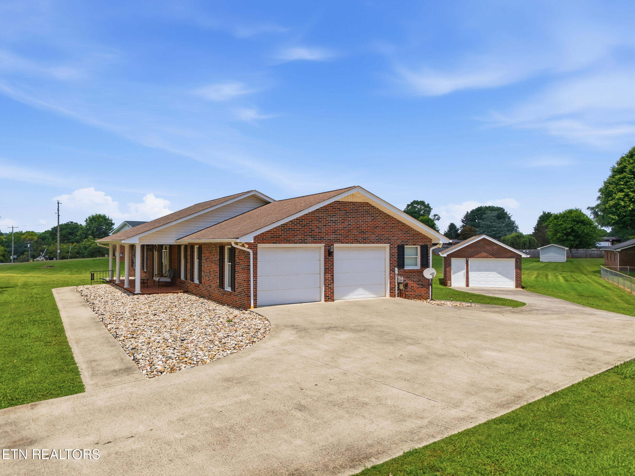 127 Overlook Drive Loudon TN 37774