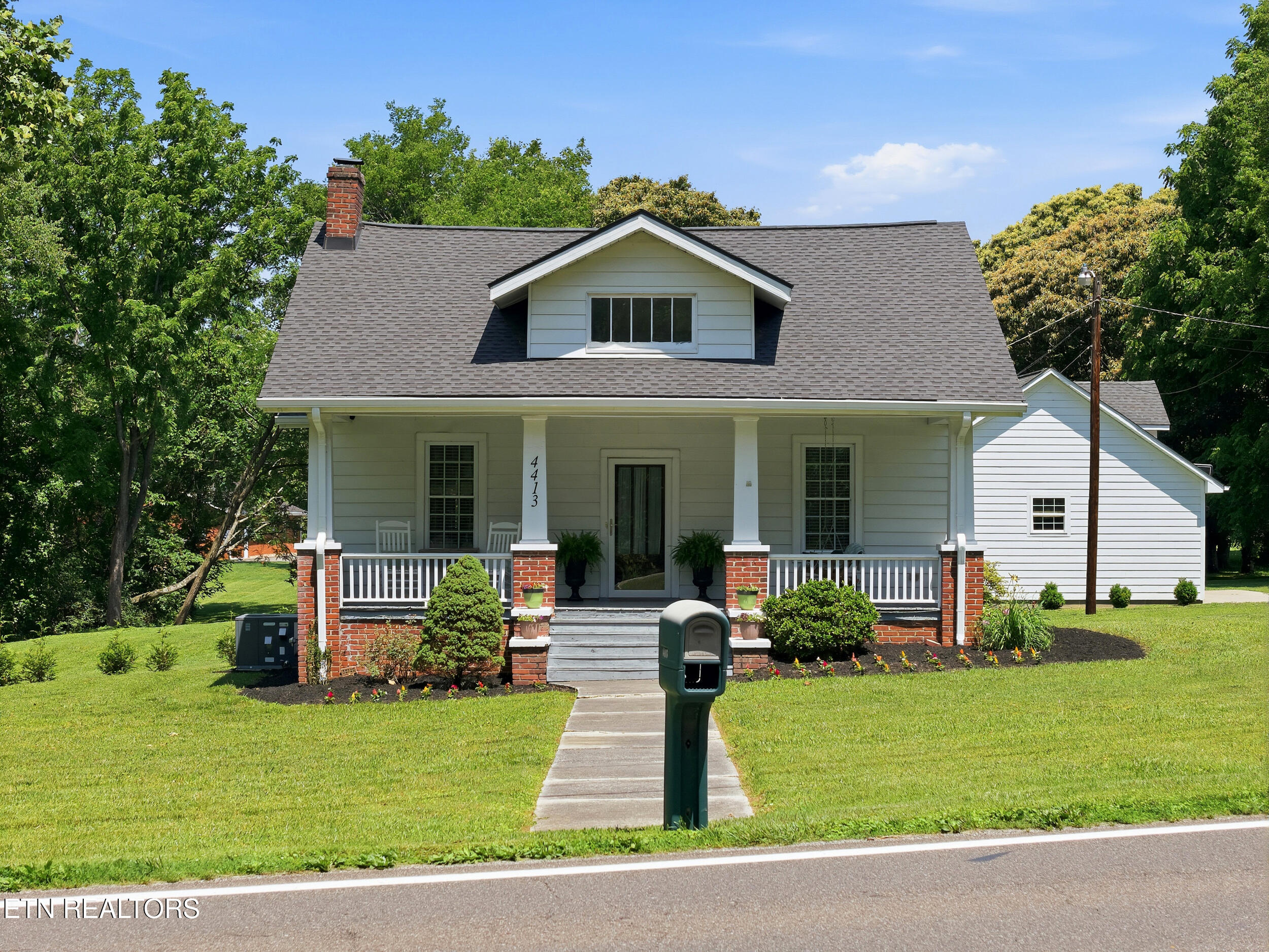 4413 Tazewell Pike Knoxville TN 37918