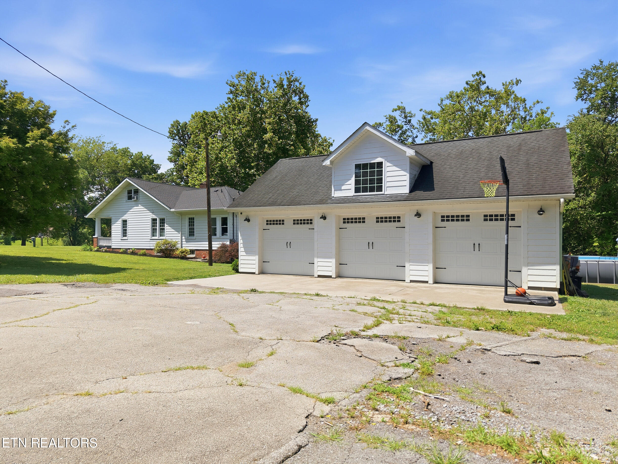 4413 Tazewell Pike Knoxville TN 37918