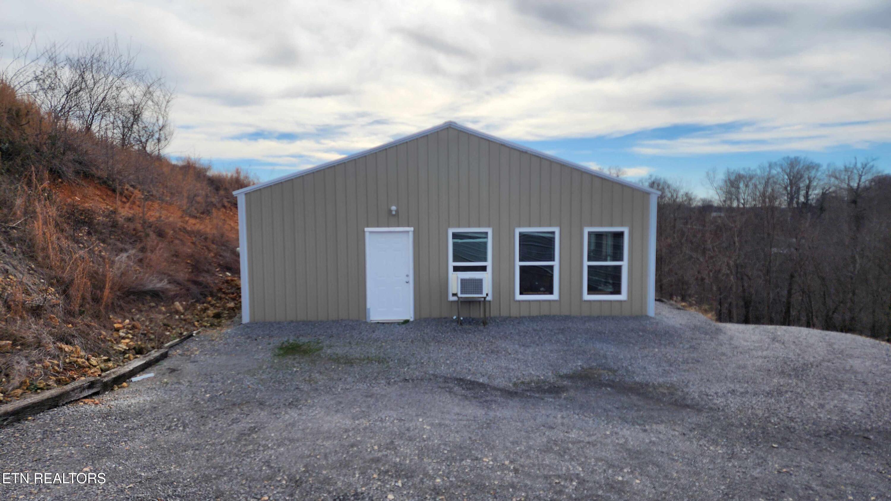 276 Schelley Road Gainesboro TN 38562