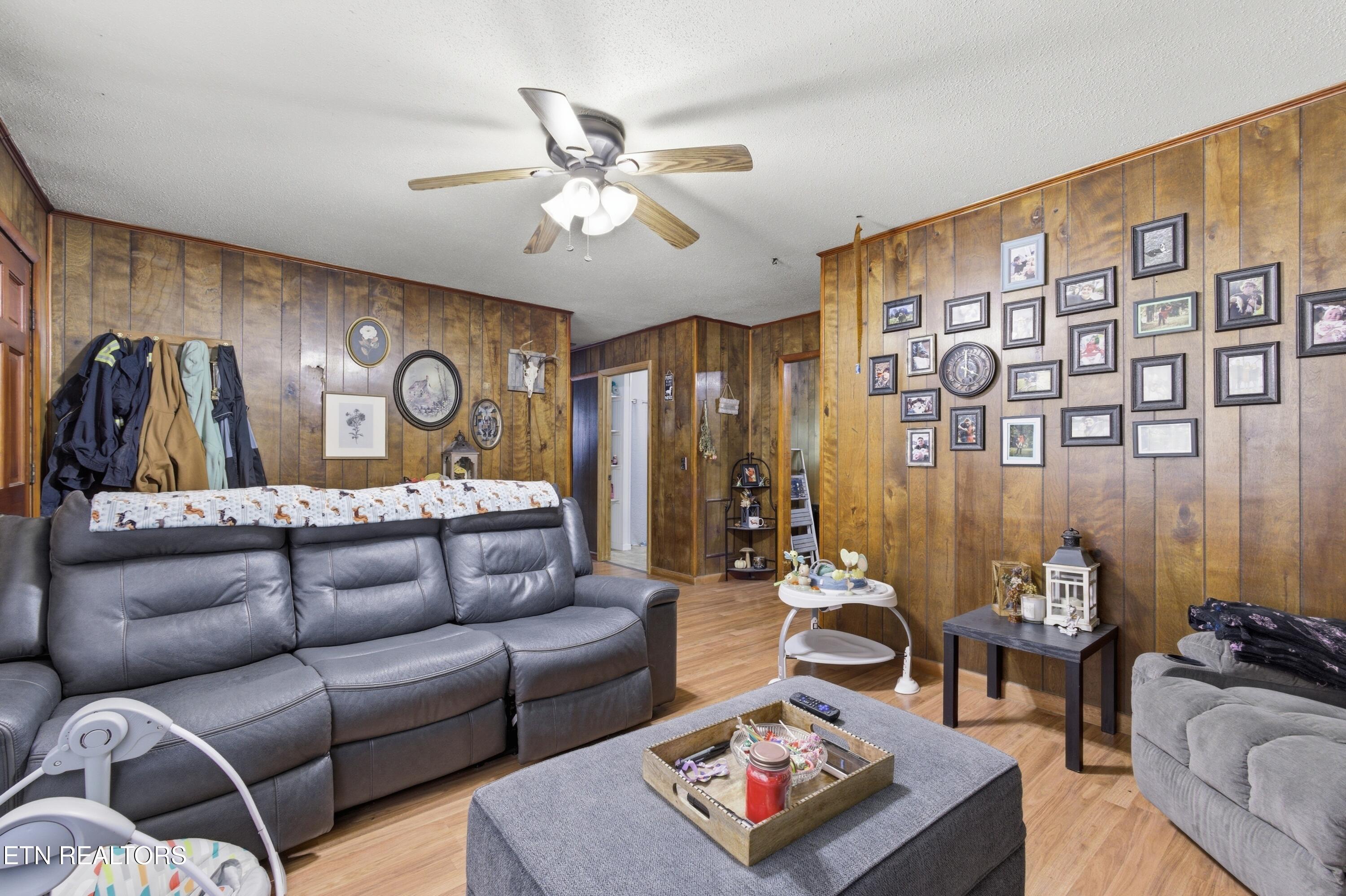 168 Childs Road Harriman TN 37748