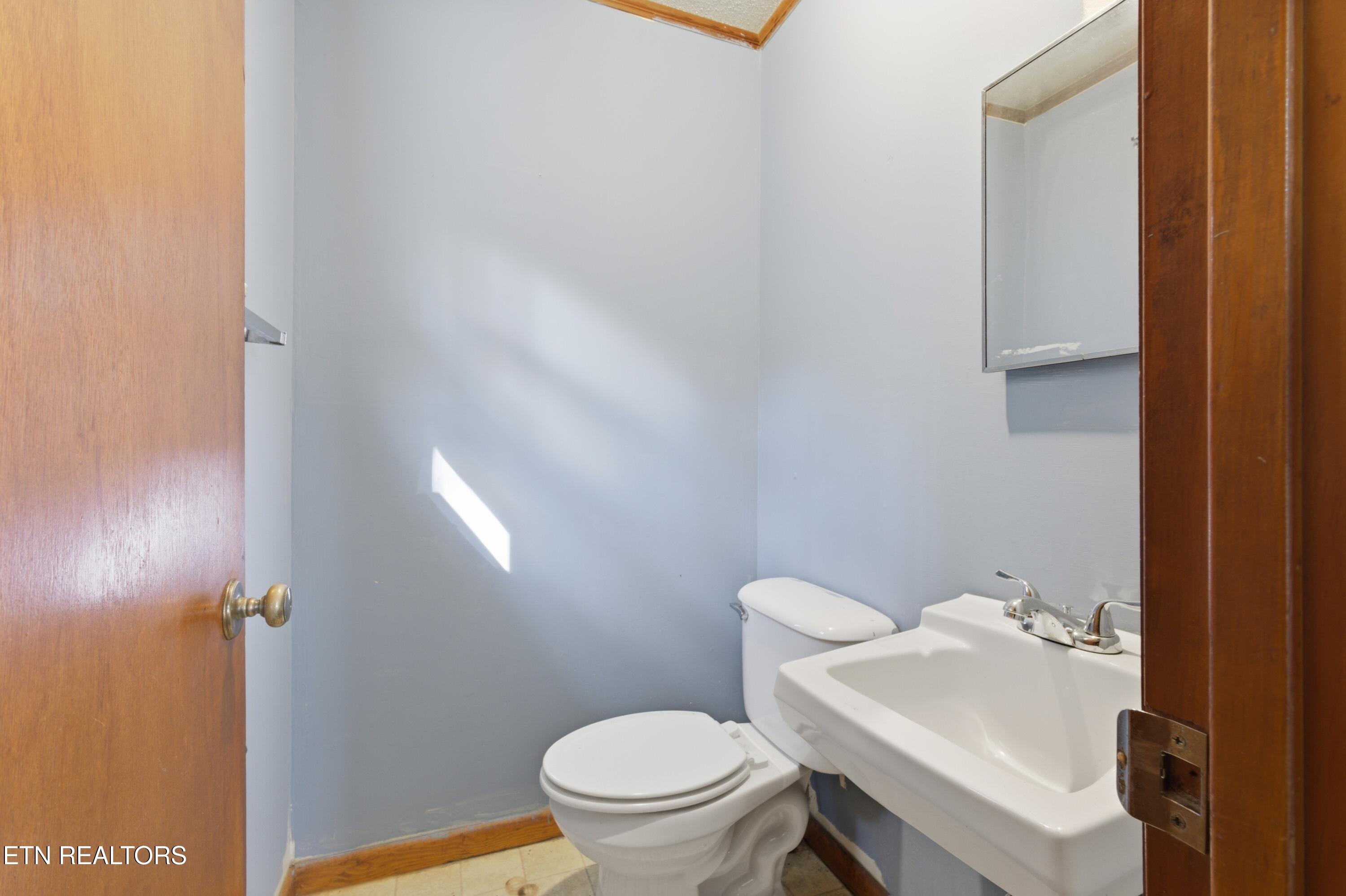 168 Childs Road Harriman TN 37748
