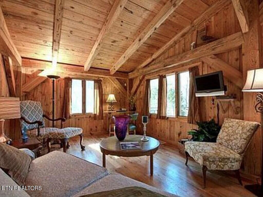 360 Spurlock Hollow Lane Gainesboro TN 38562