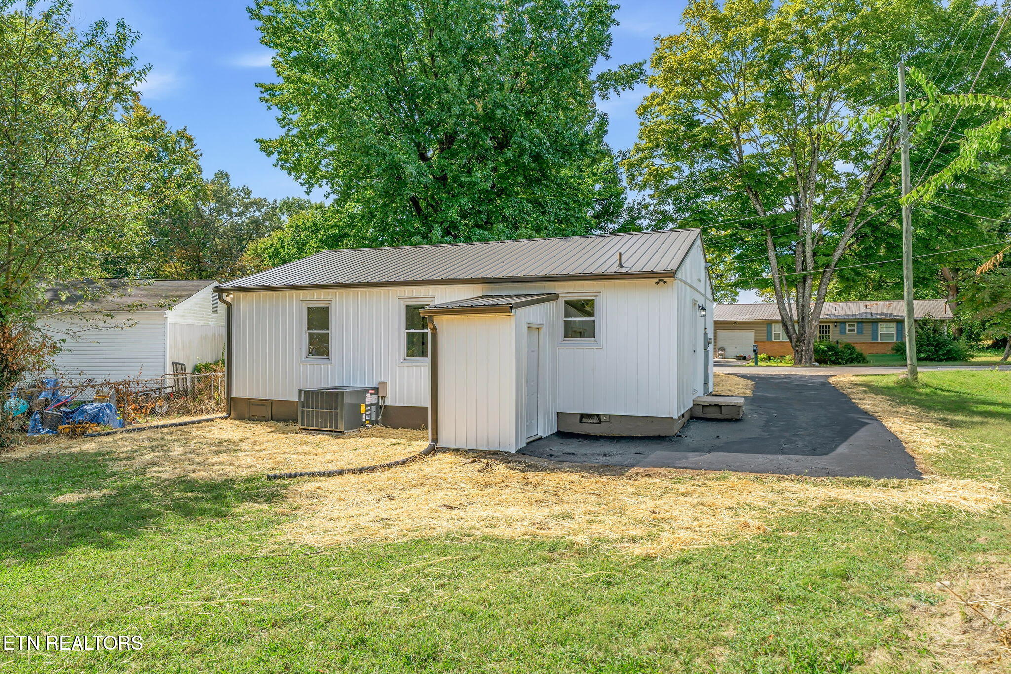 2815 London Circle Knoxville TN 37917