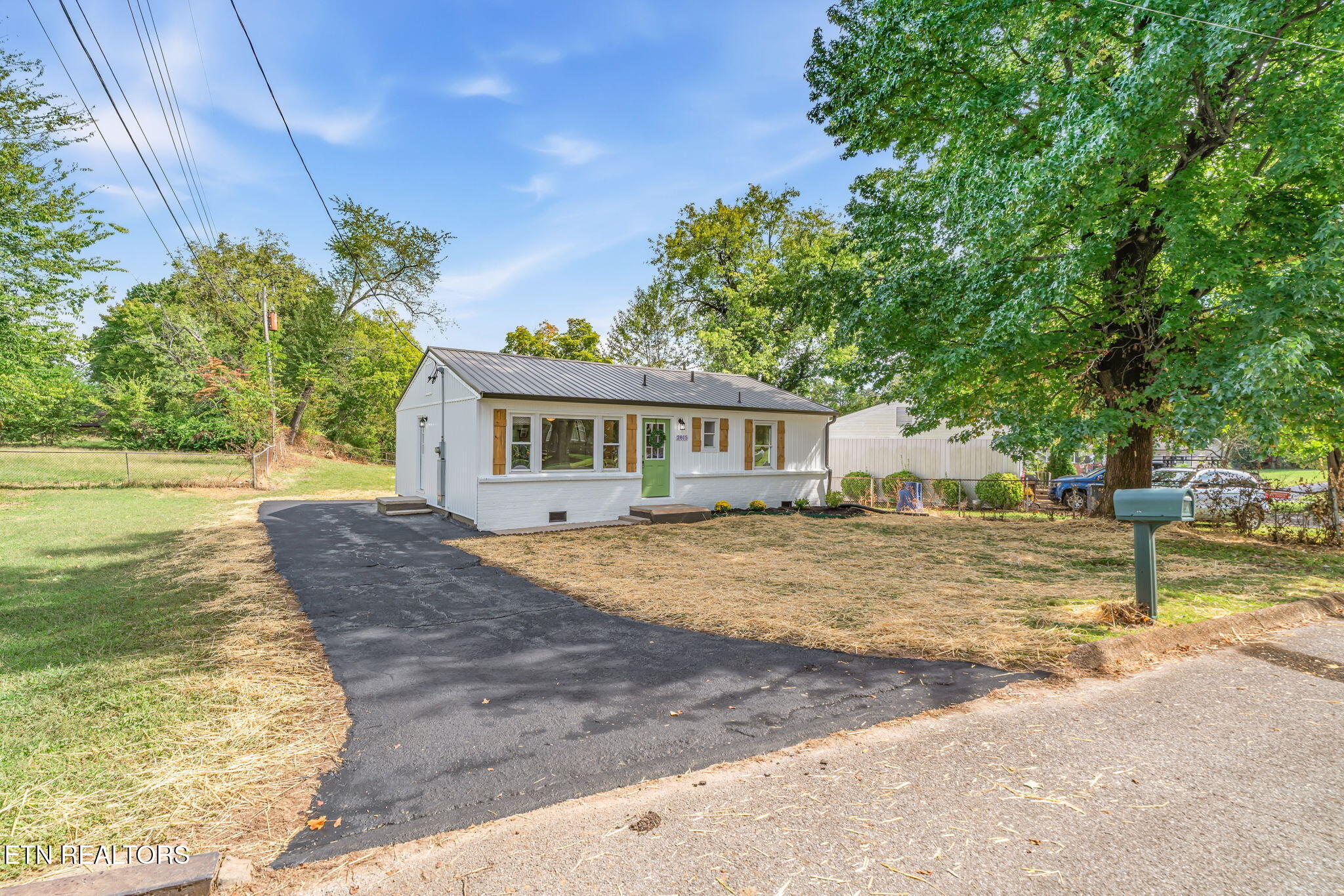 2815 London Circle Knoxville TN 37917
