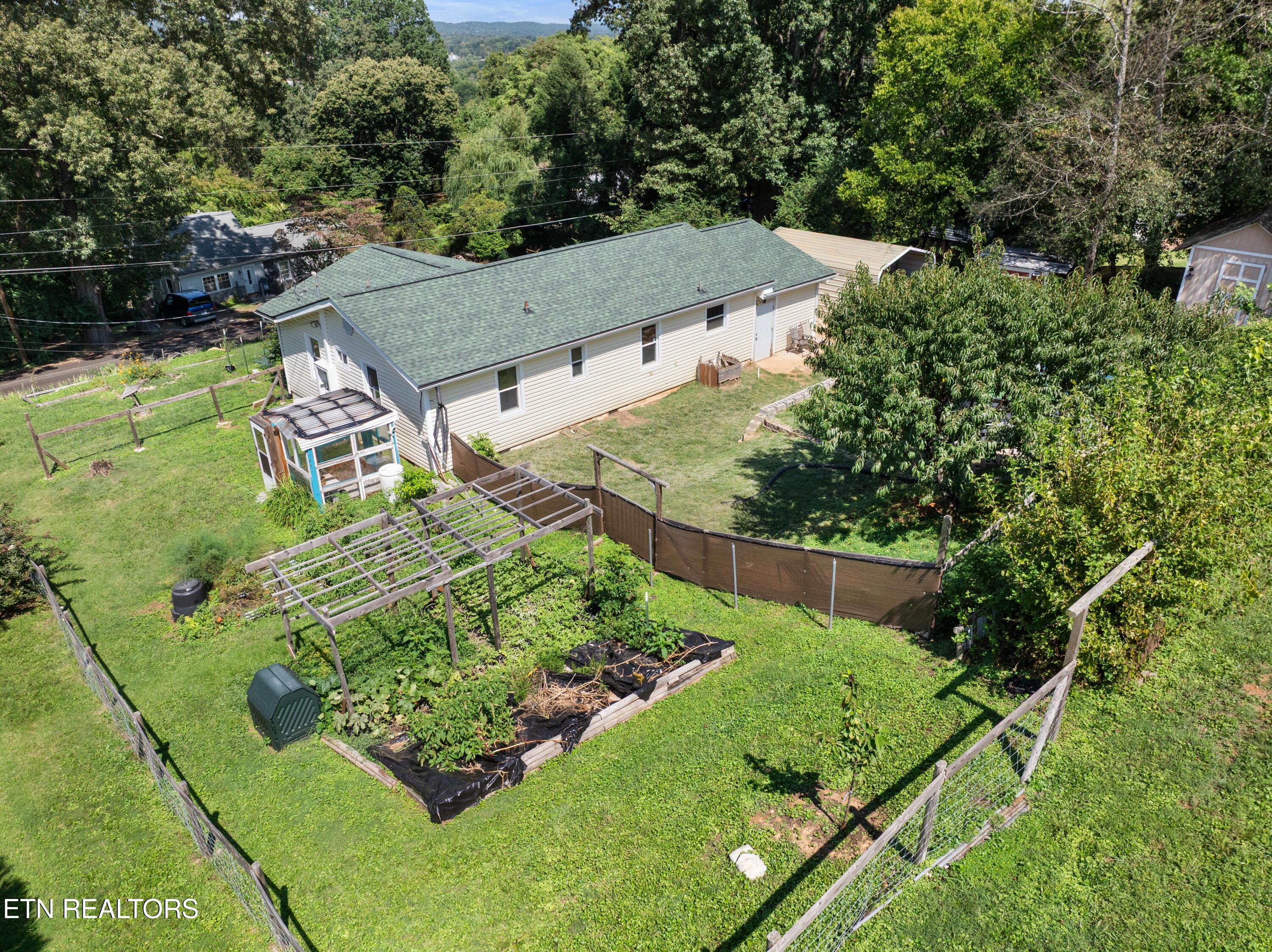 5216 Northside Drive Knoxville TN 37912