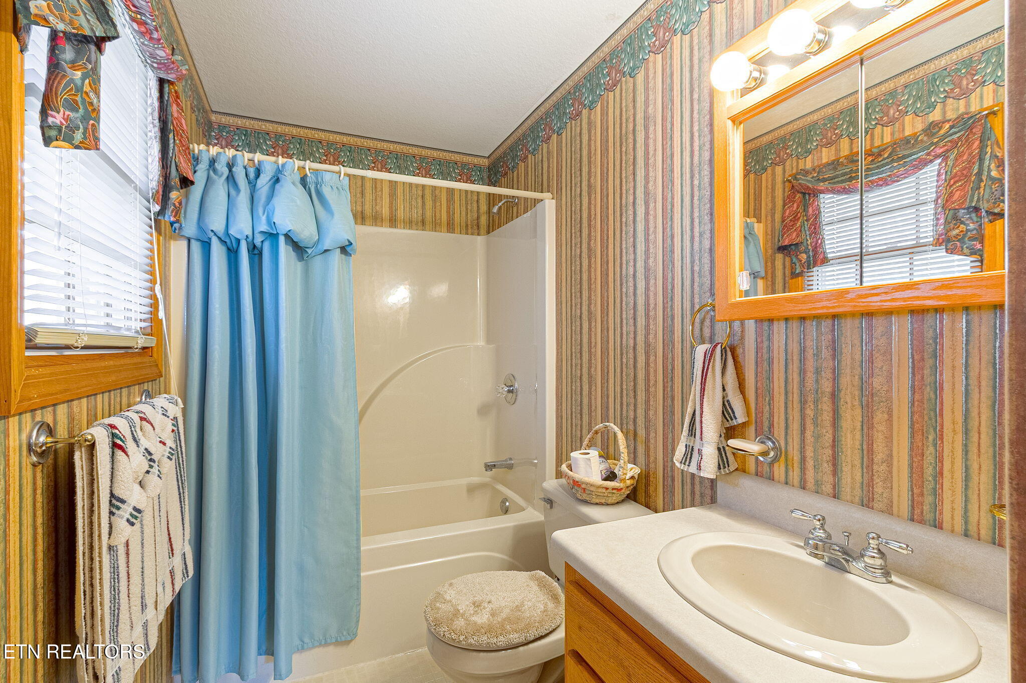 10745 Rutledge Pike Blaine TN 37709