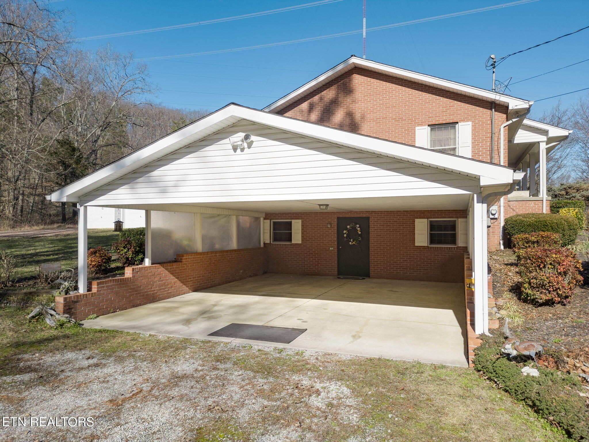 10745 Rutledge Pike Blaine TN 37709