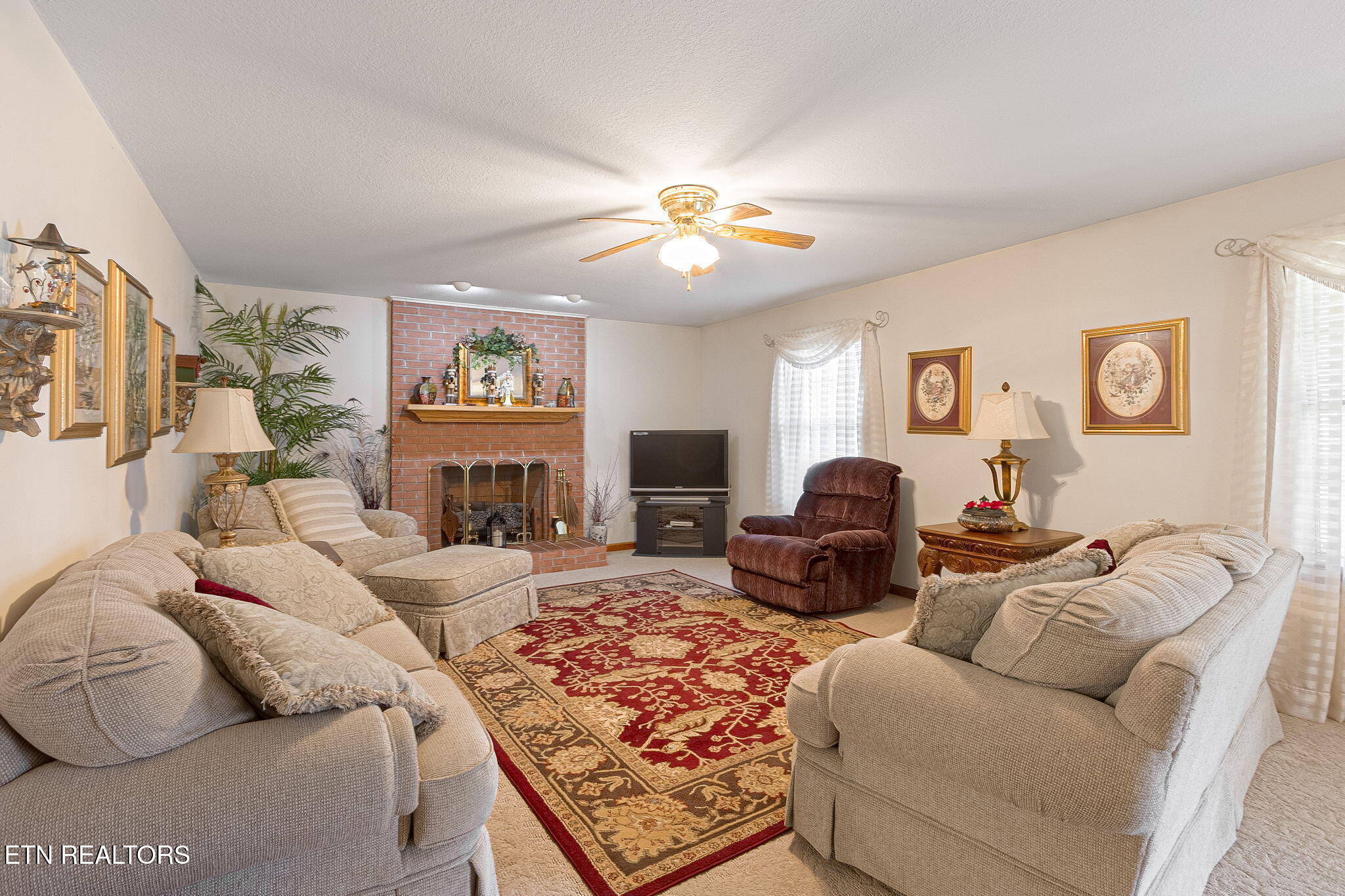 10745 Rutledge Pike Blaine TN 37709