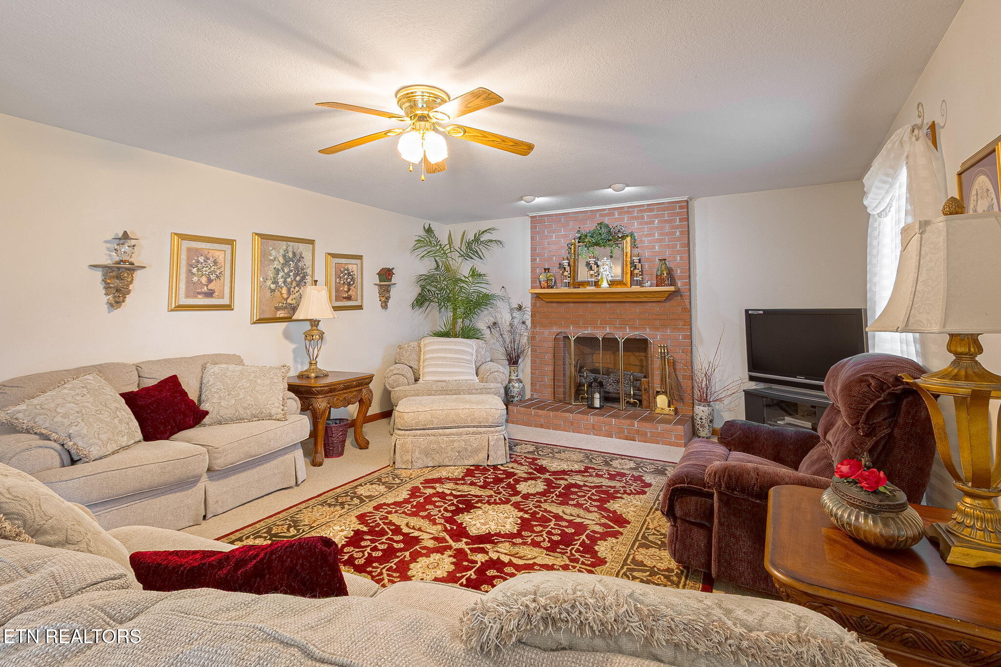 10745 Rutledge Pike Blaine TN 37709