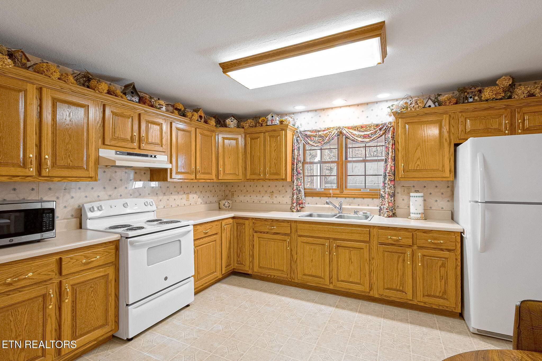 10745 Rutledge Pike Blaine TN 37709