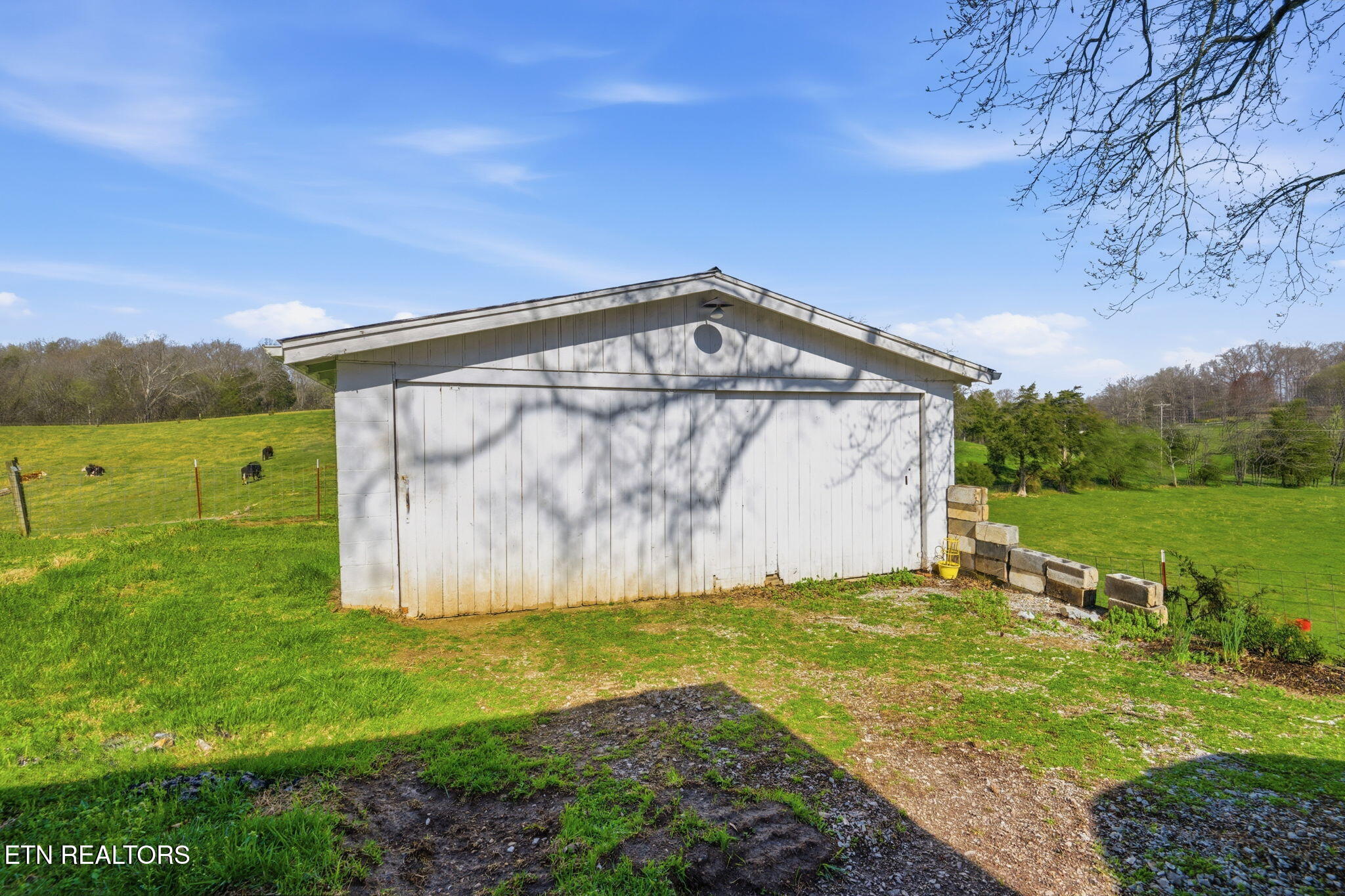 110 Hart Cemetery Lane Clinton TN 37716
