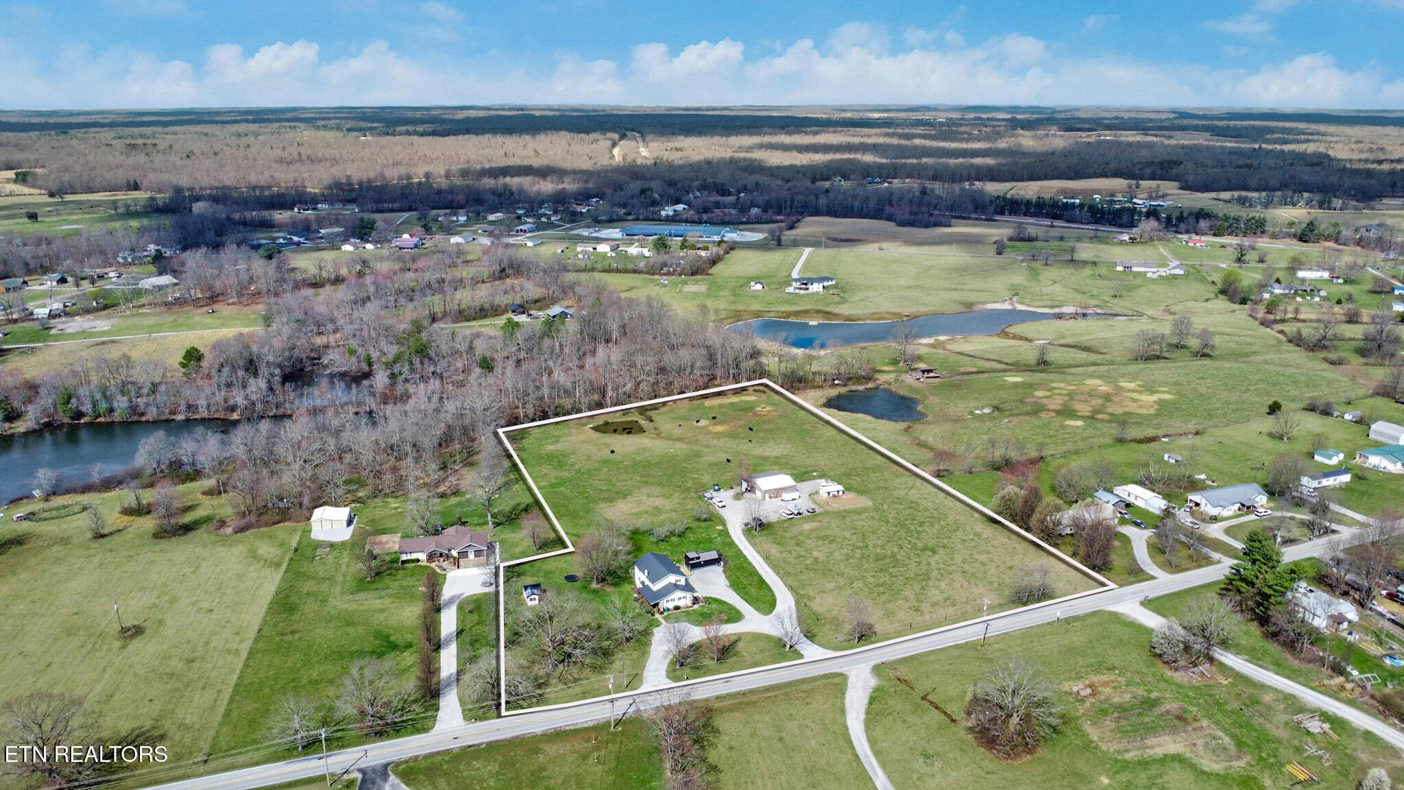 7616 Plateau Road Crossville TN 38571
