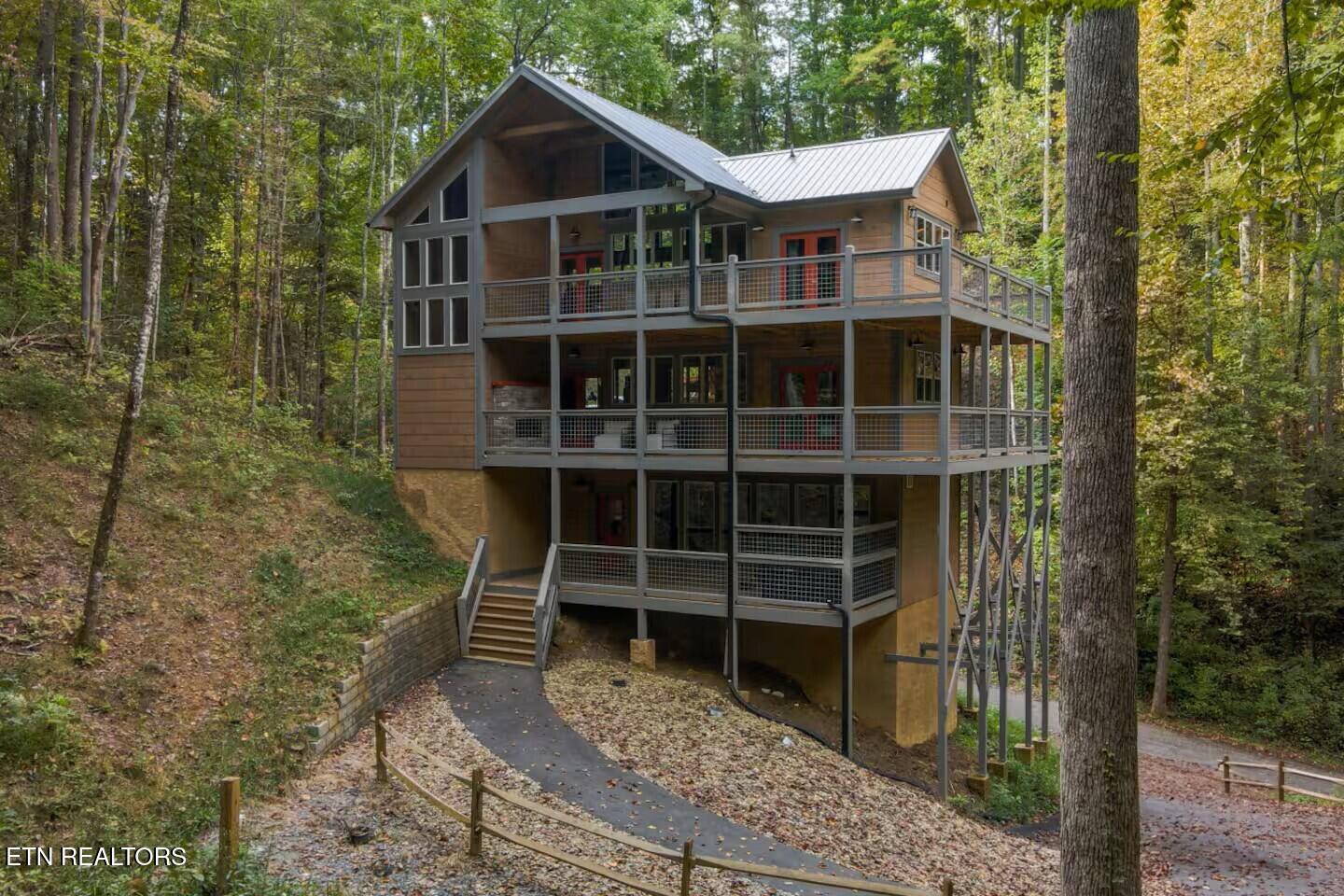 5175 Riversong Way Sevierville TN 37876