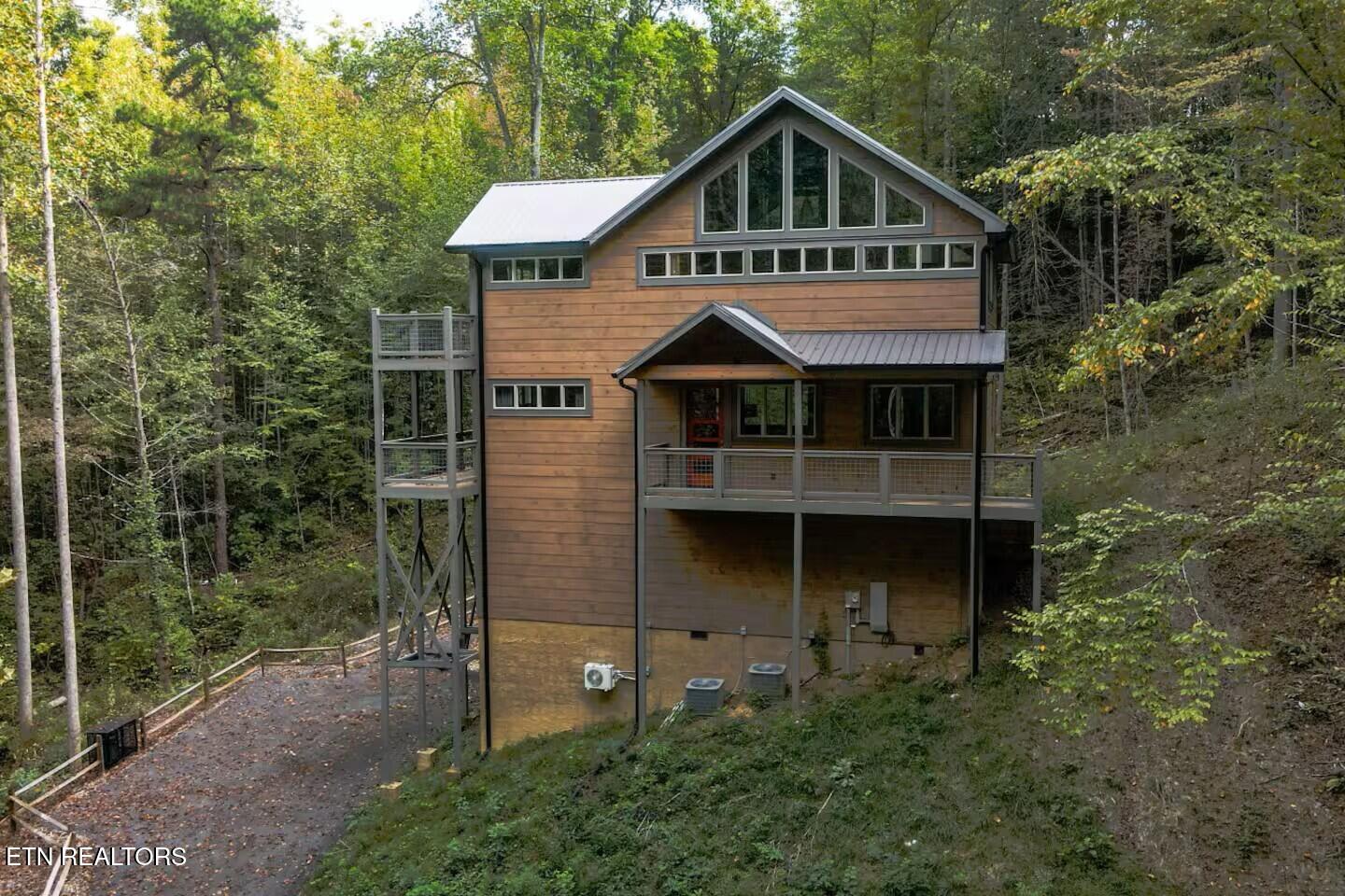 5175 Riversong Way Sevierville TN 37876