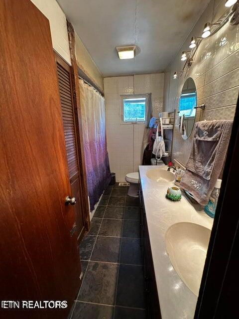 169 Oxford Circle Harrogate TN 37752