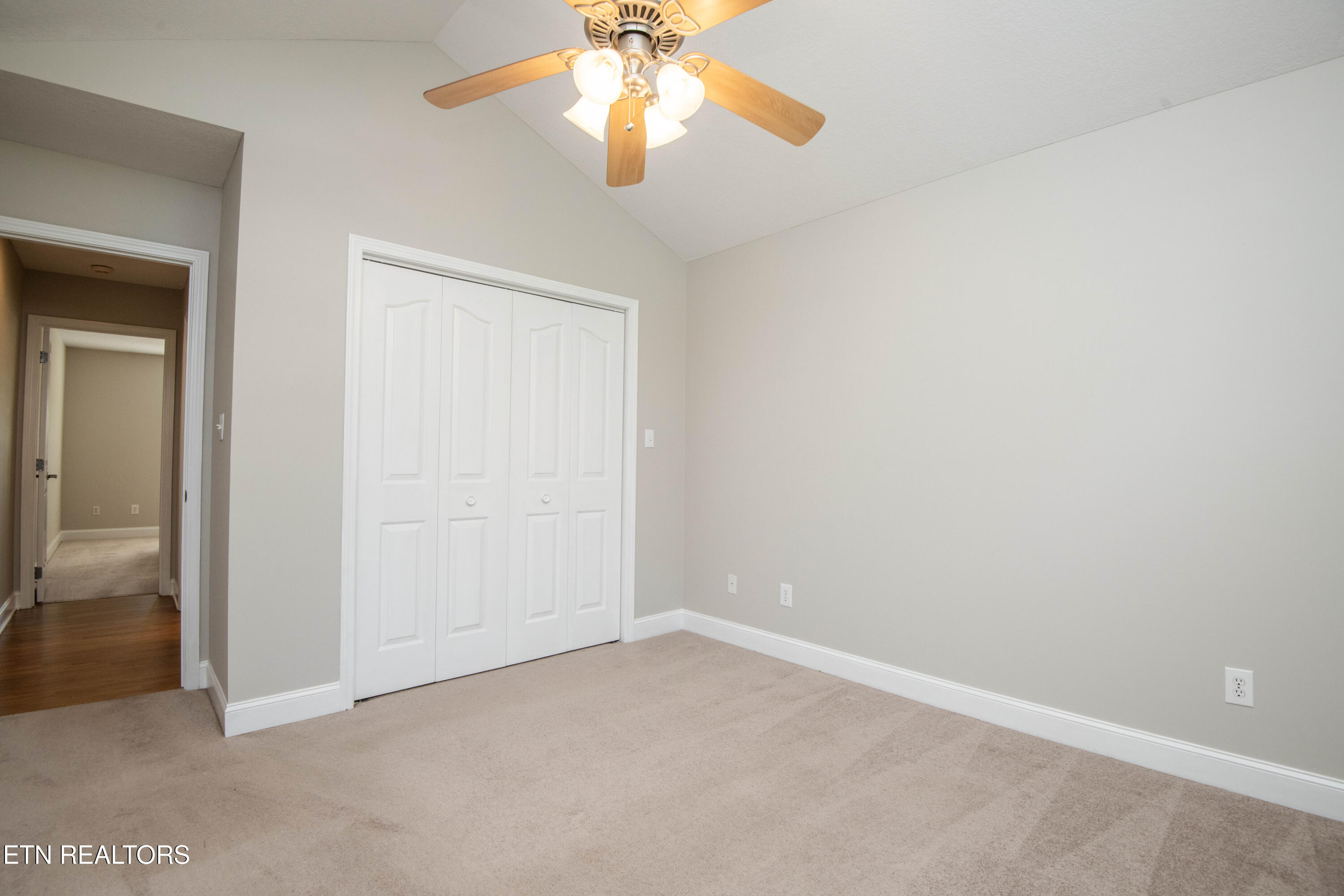 1616 Ellis Woods Loop Sevierville TN 37876
