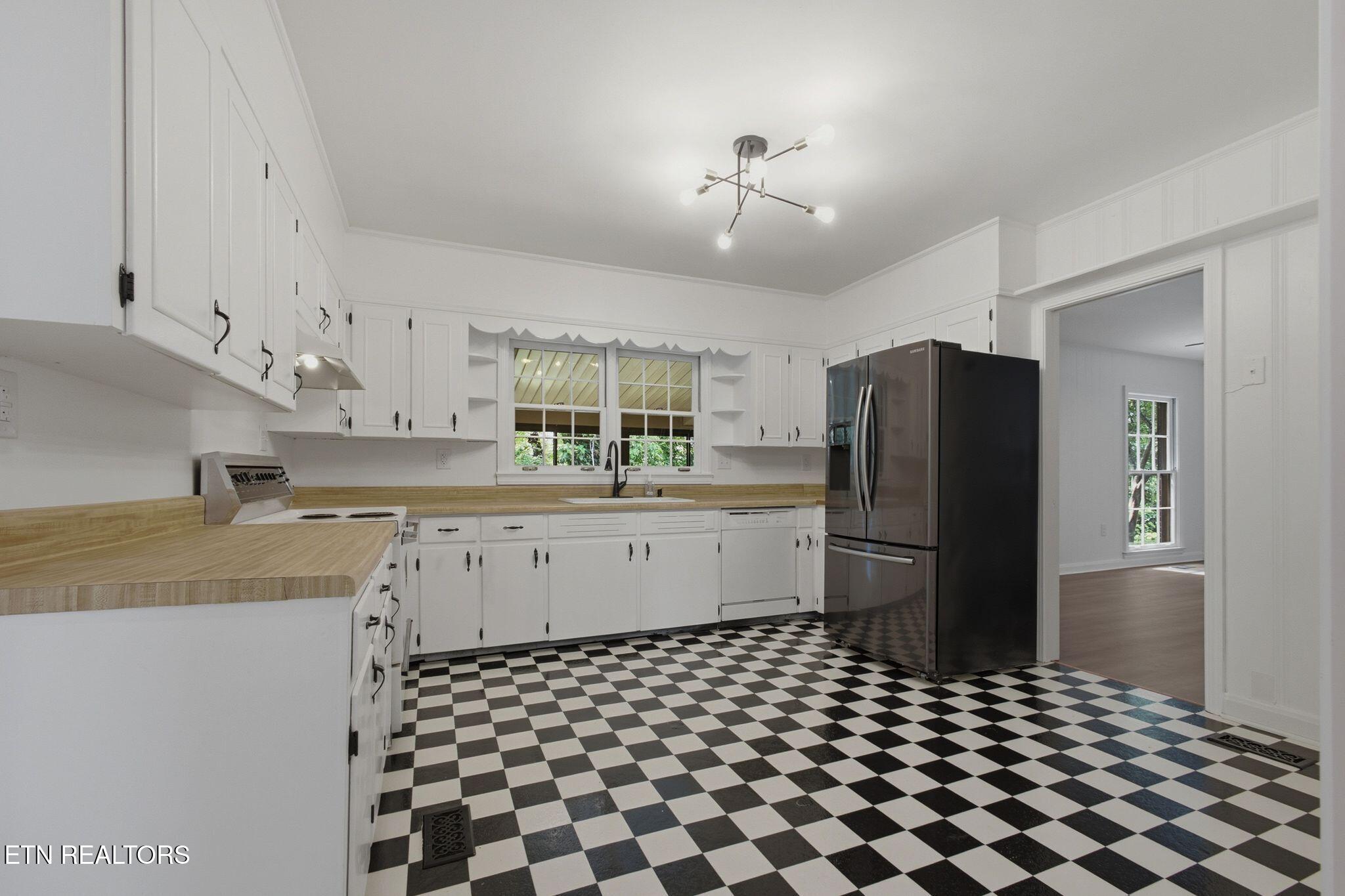 1405 Leon Drive Jefferson City TN 37760