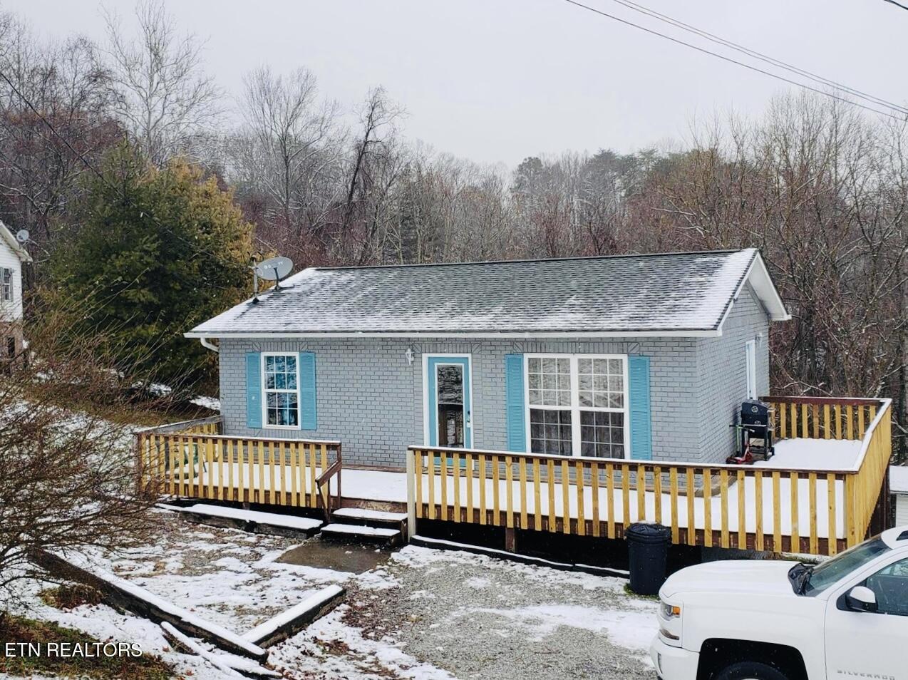 312 N 16th Street Lafollette TN 37766