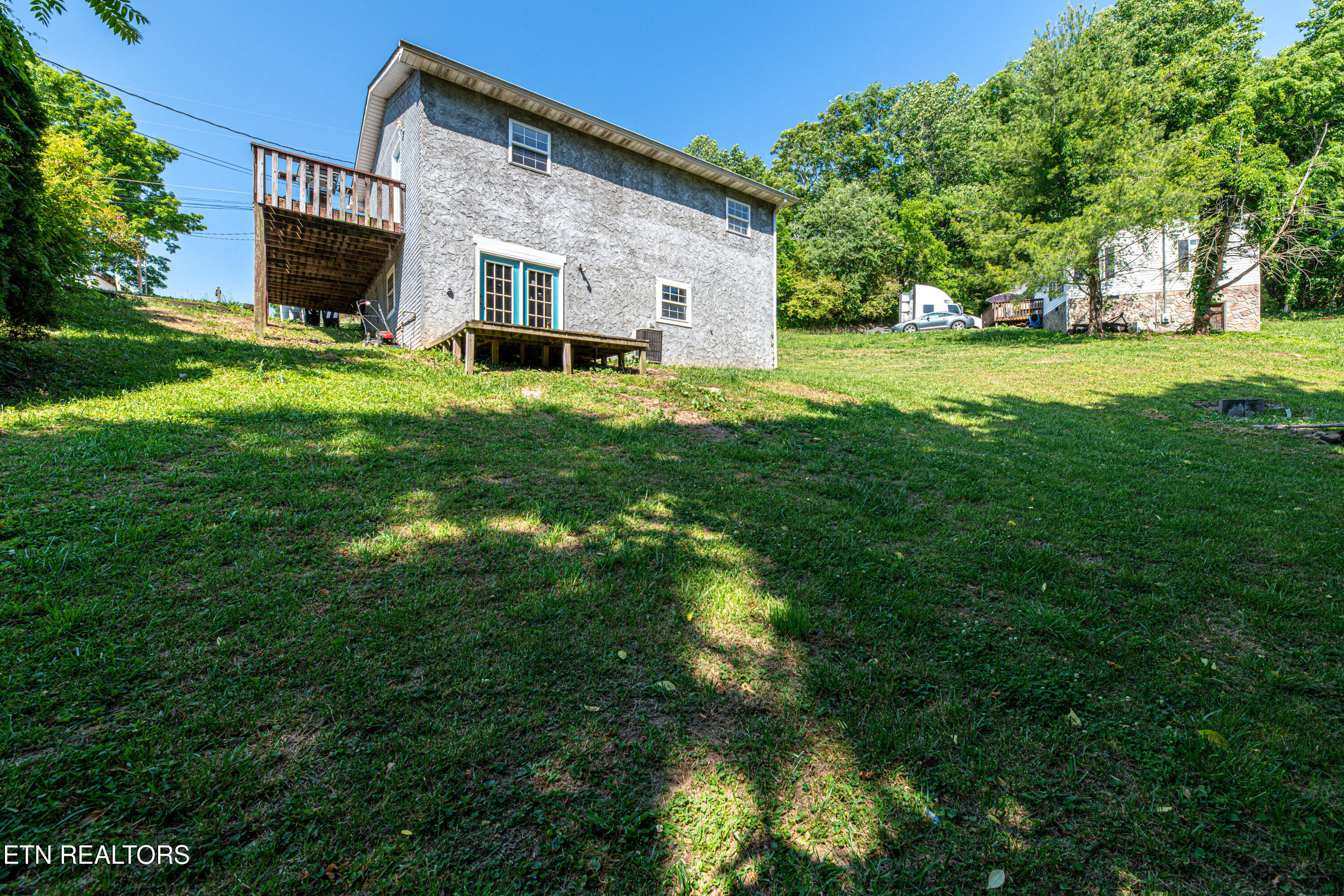 312 N 16th Street Lafollette TN 37766
