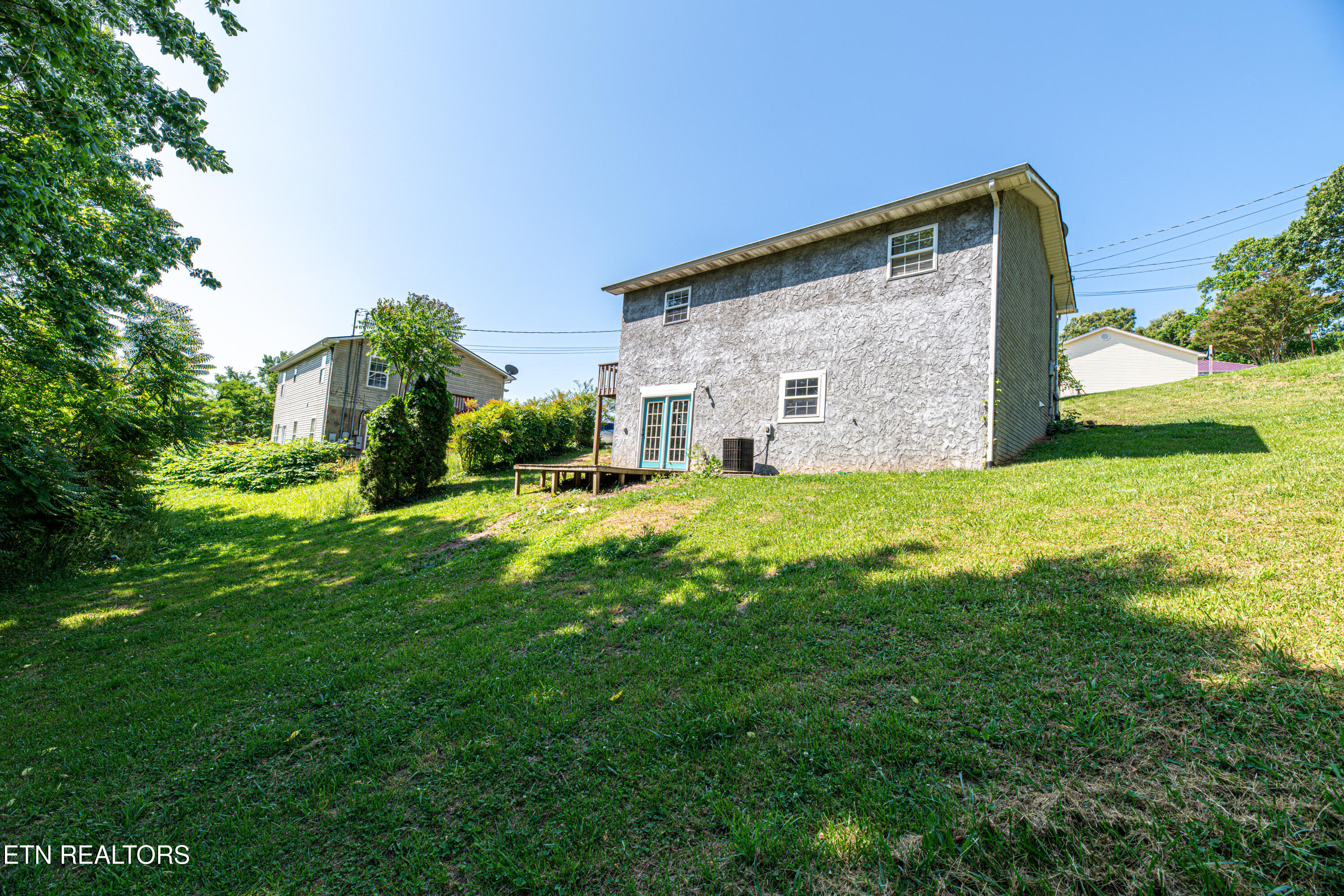 312 N 16th Street Lafollette TN 37766