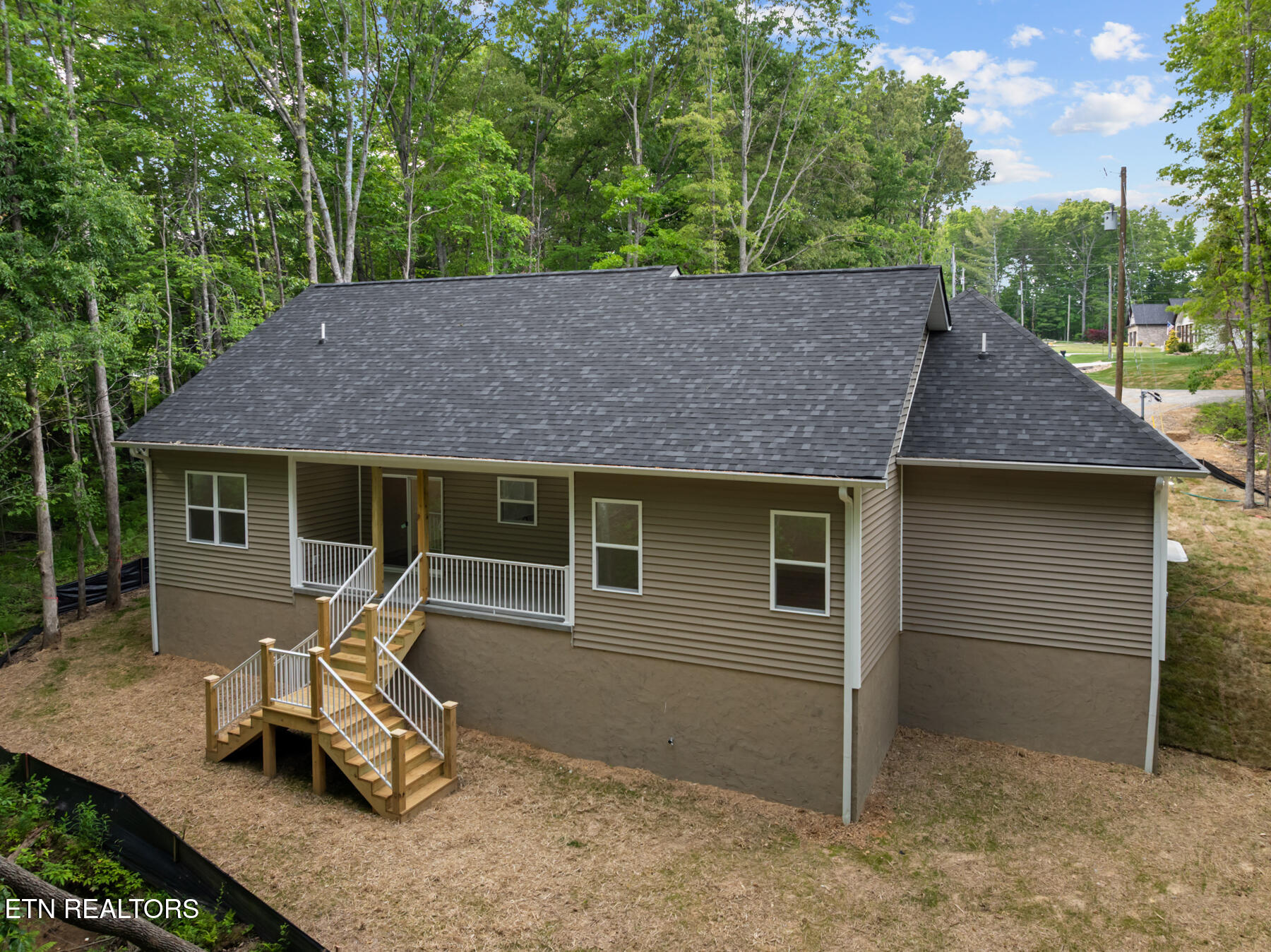 25 Andover Lane Crossville TN 38558