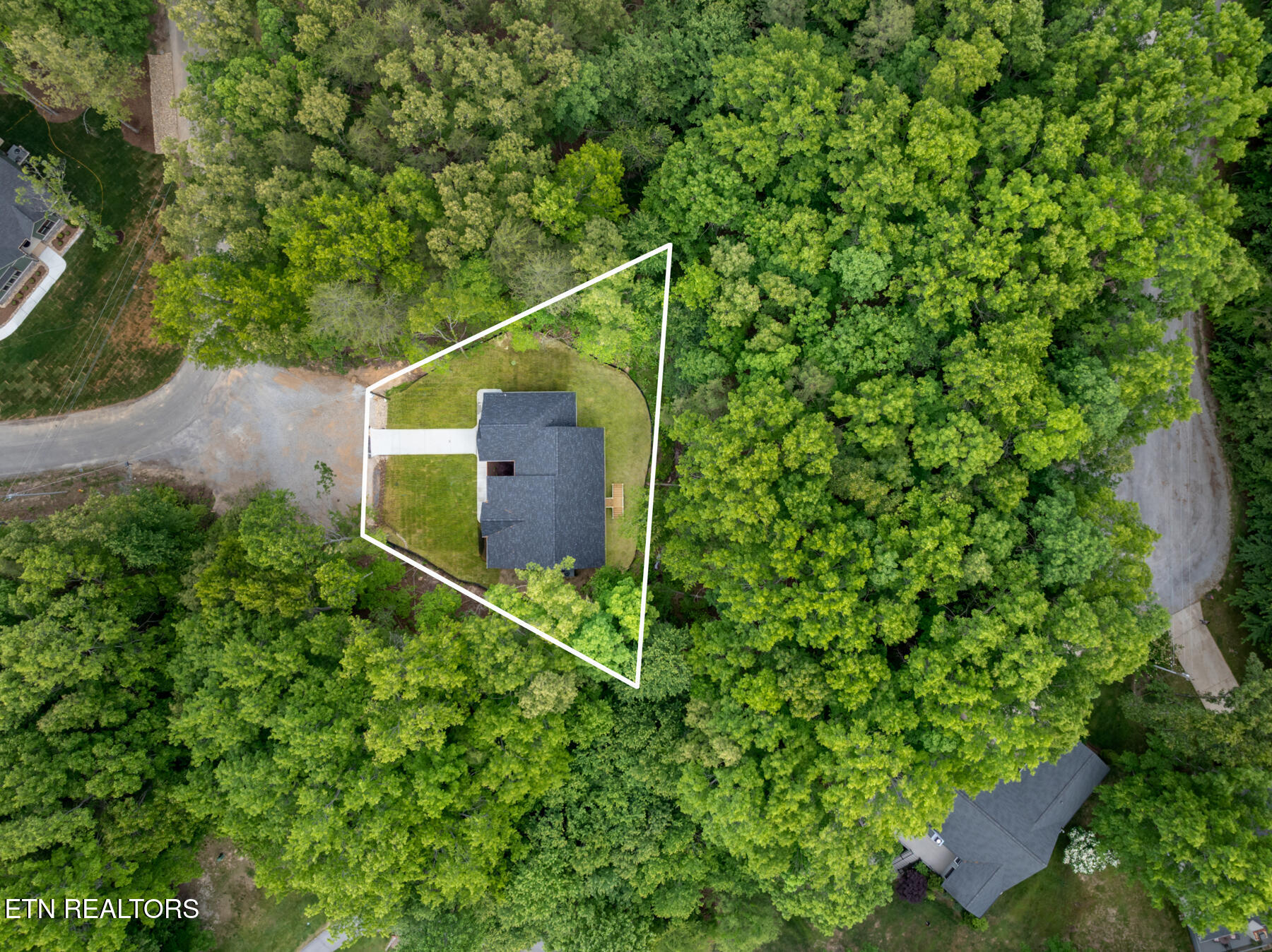 25 Andover Lane Crossville TN 38558