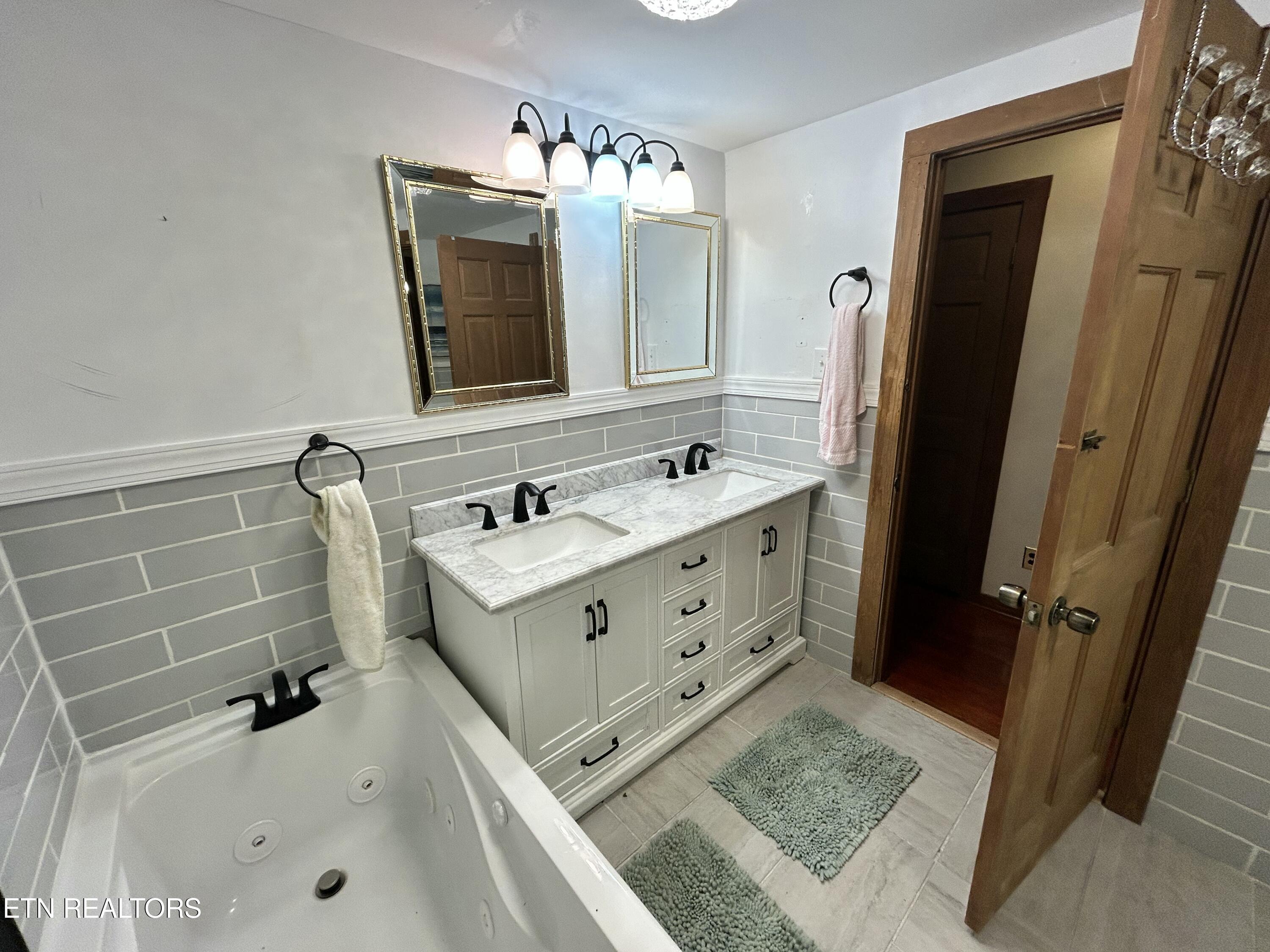 466 Greene Lane Lafollette TN 37766
