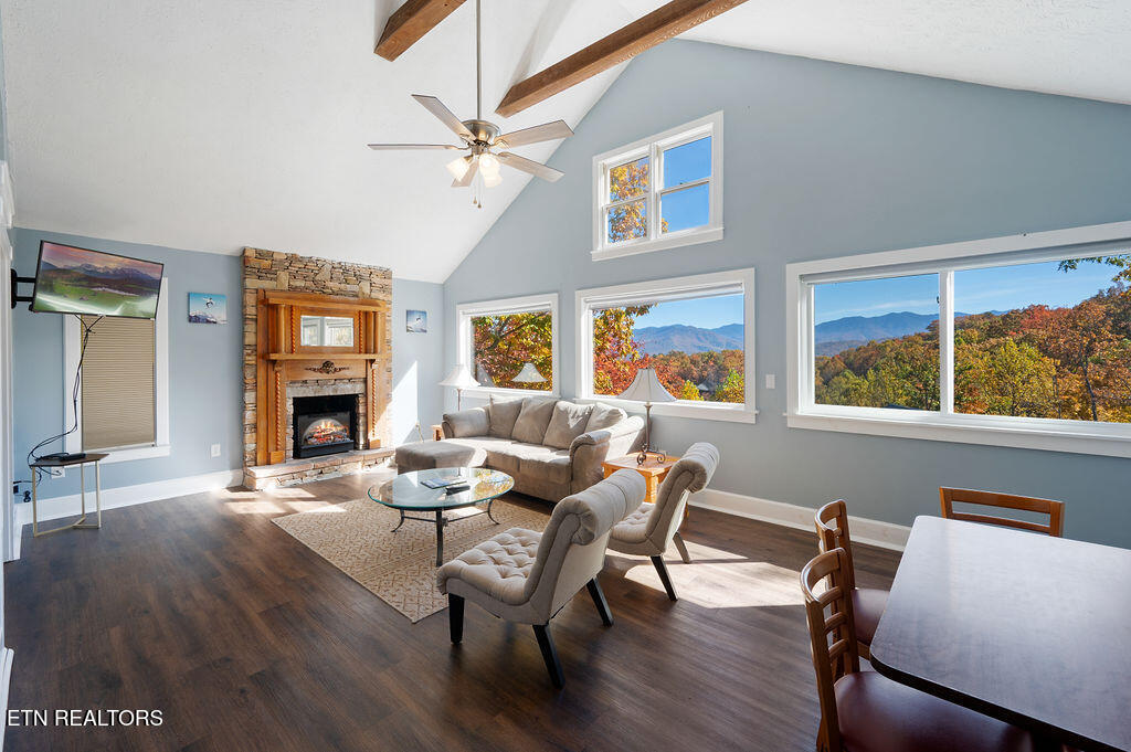 1106 Tanrac Trail Gatlinburg TN 37738