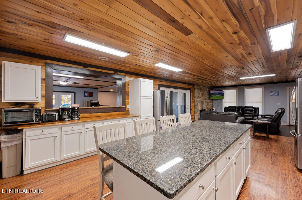 1106 Tanrac Trail Gatlinburg TN 37738