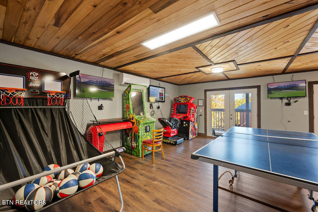 1106 Tanrac Trail Gatlinburg TN 37738