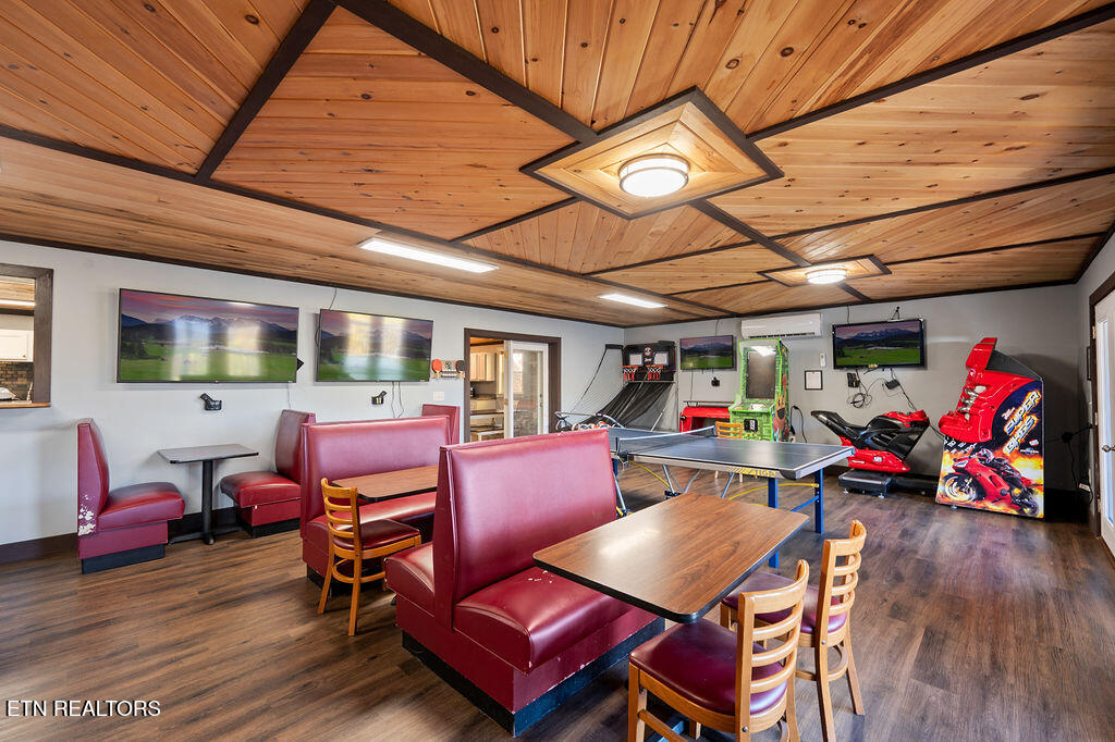 1106 Tanrac Trail Gatlinburg TN 37738