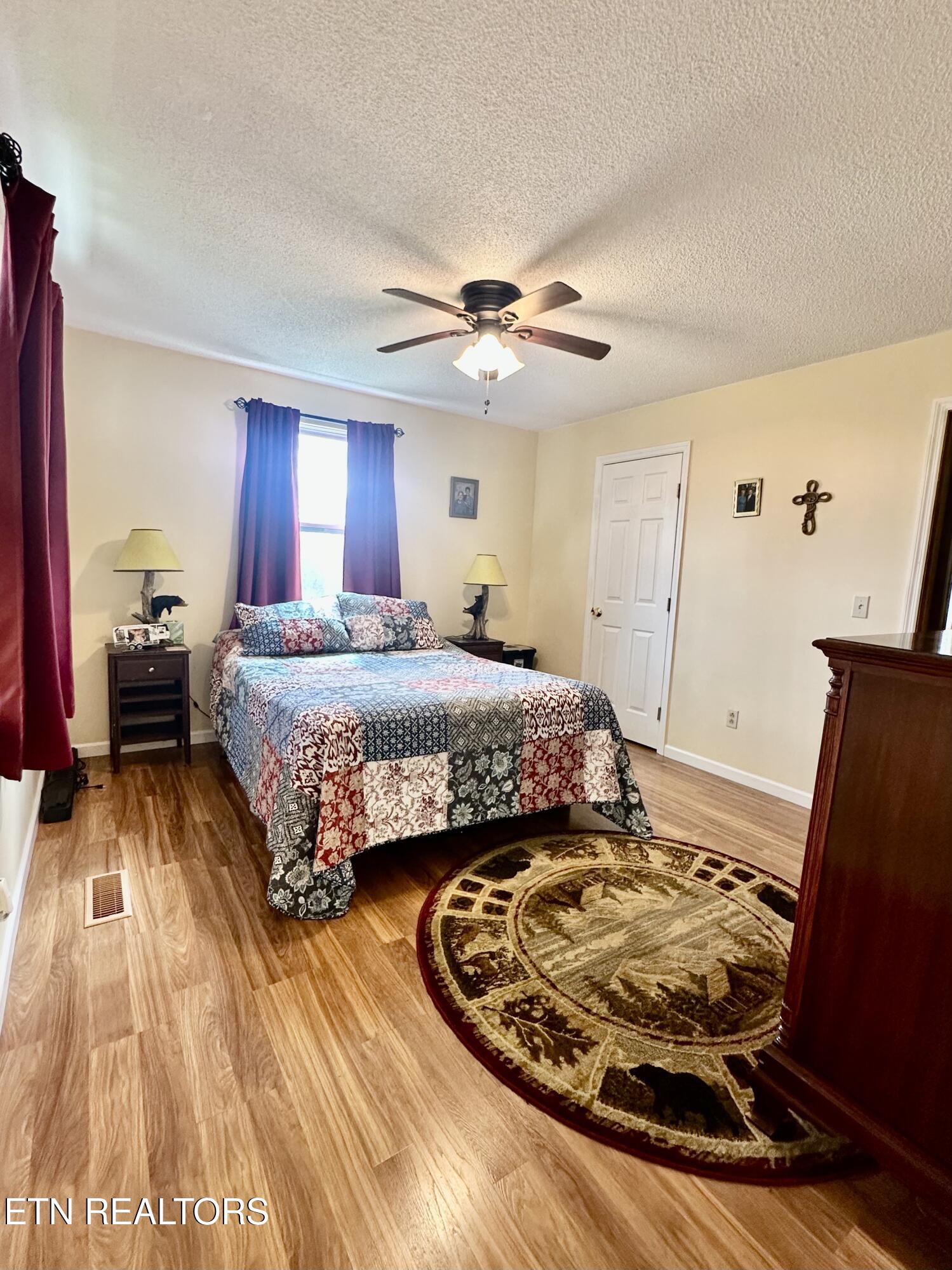 140 Red Hill Road Sunbright TN 37872