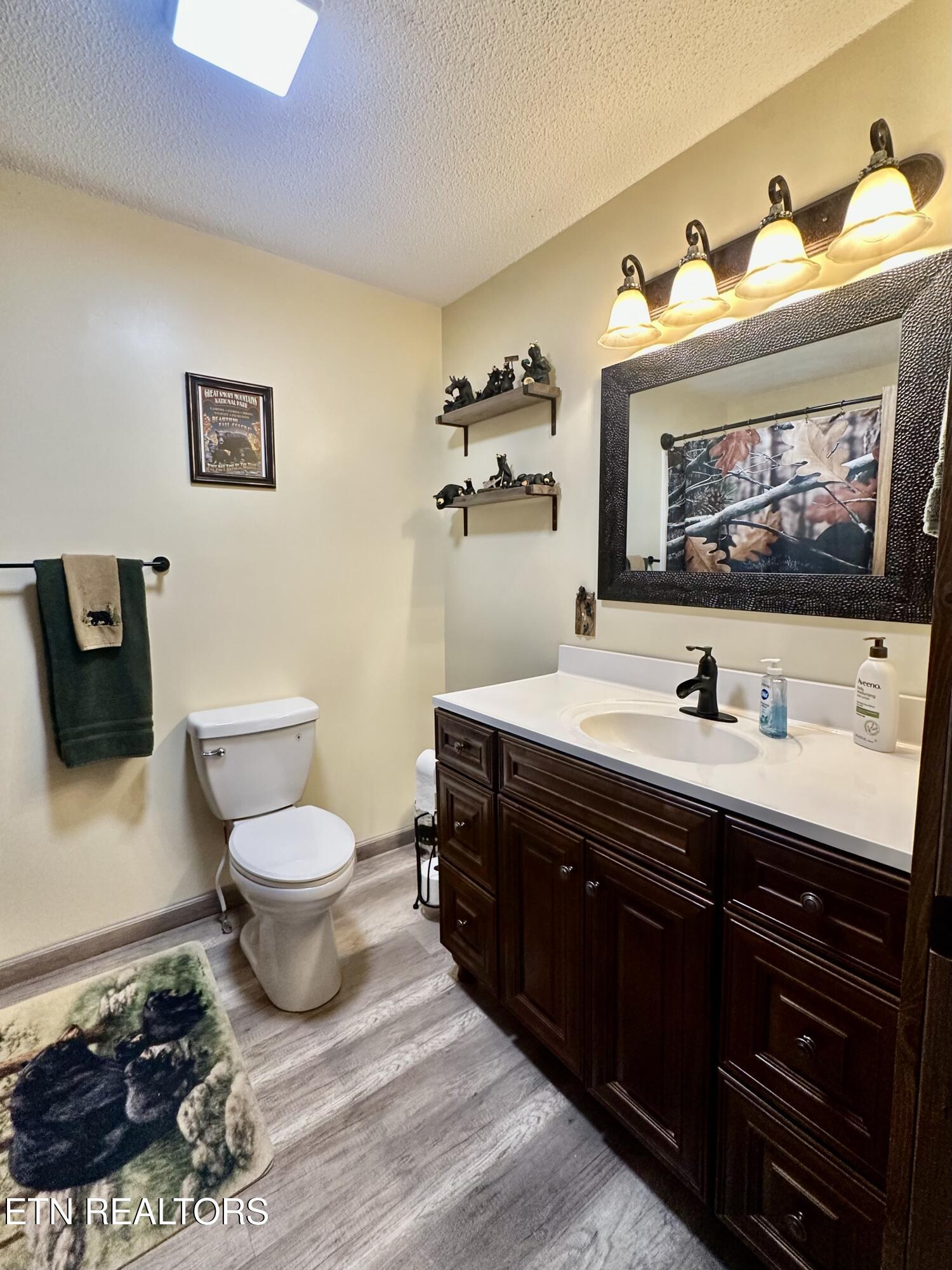 140 Red Hill Road Sunbright TN 37872