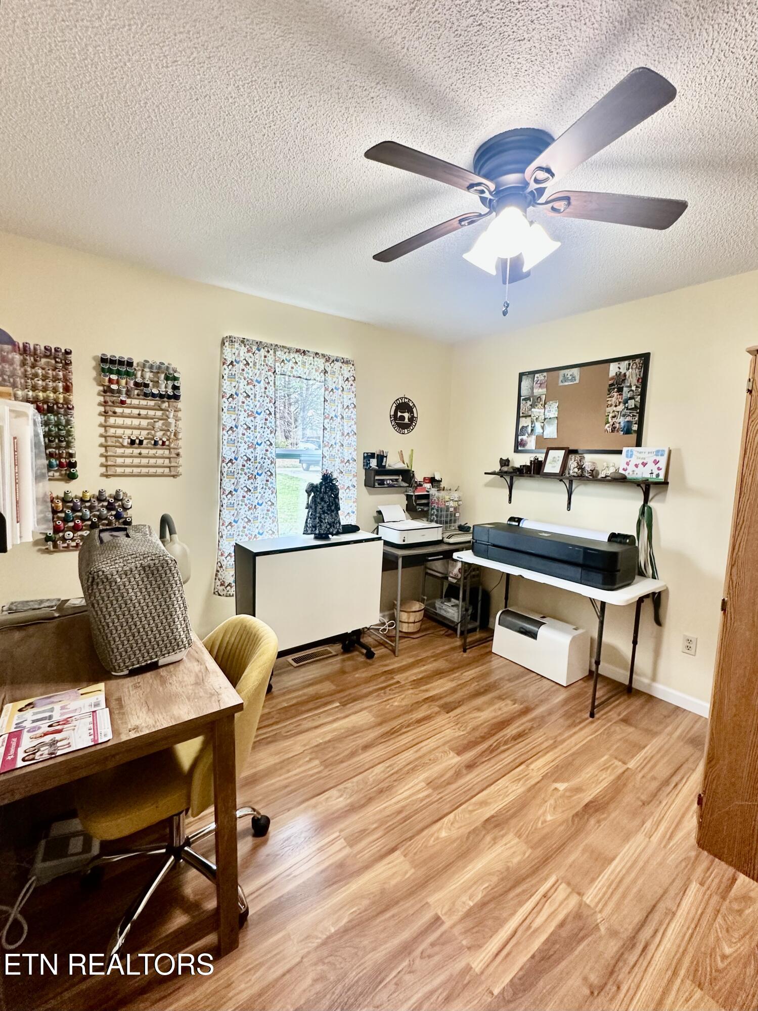140 Red Hill Road Sunbright TN 37872